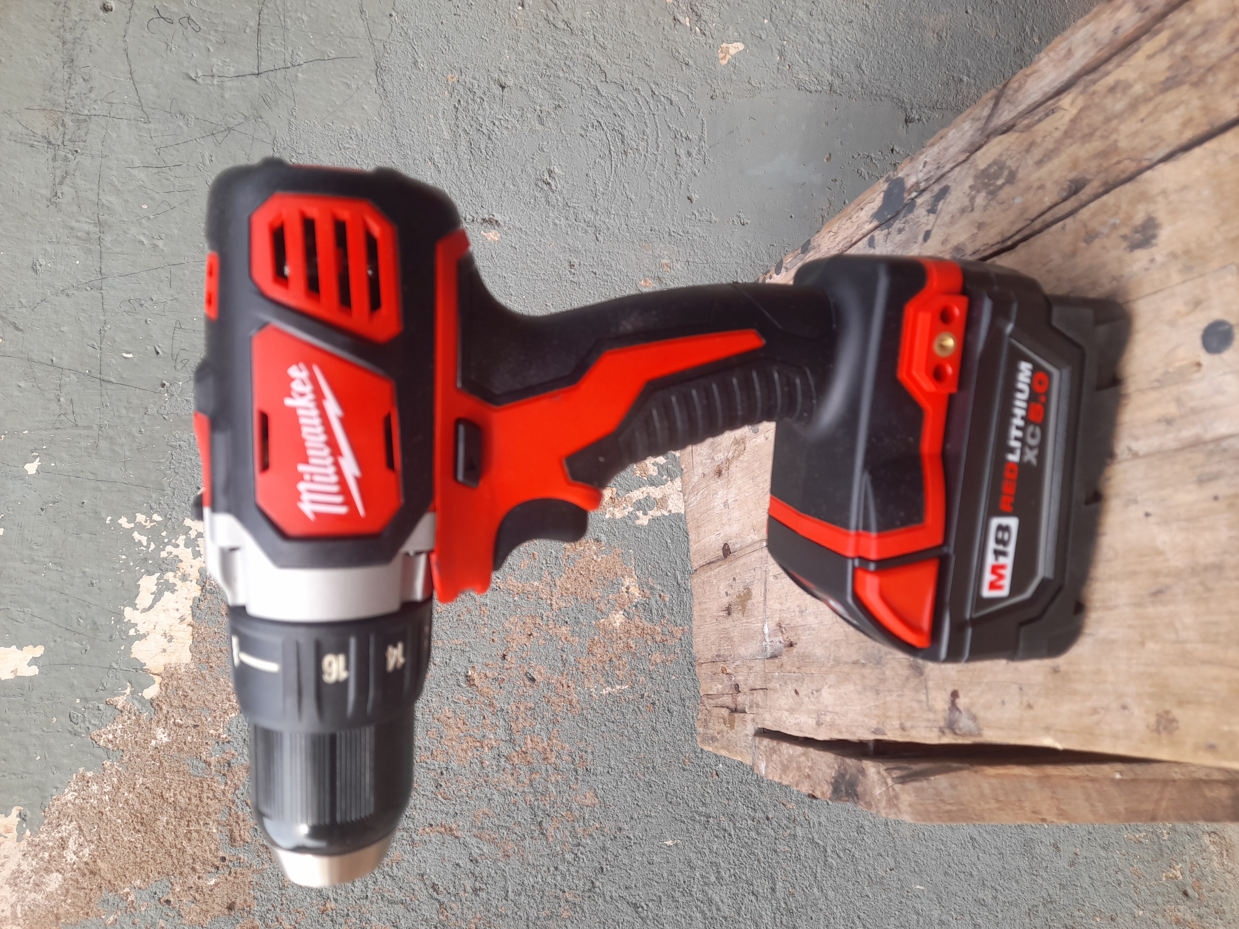 milwaukee drill machine