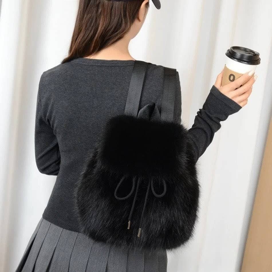 Chic Faux Fur Backpack – Soft, Stylish &amp; Trendy