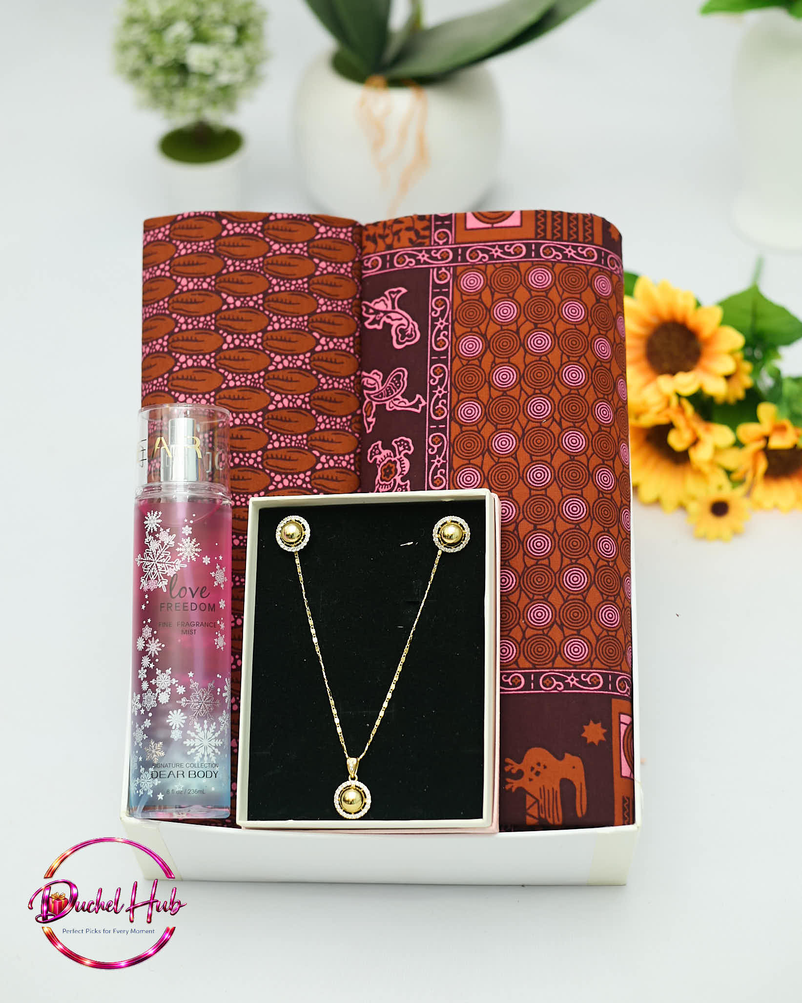 Elegant Women’s Evening Gift Set: Clutch, Fragrance &amp; Jewelry