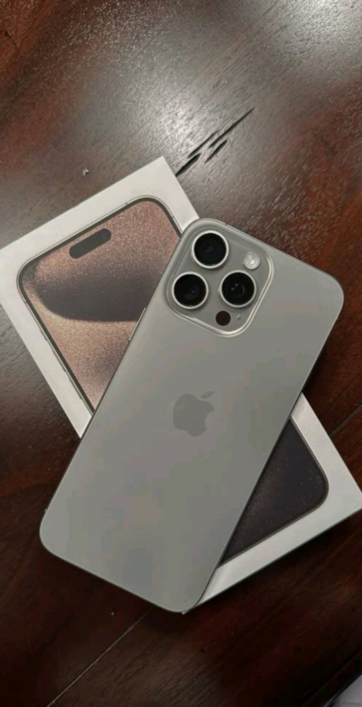 iPhone 16
