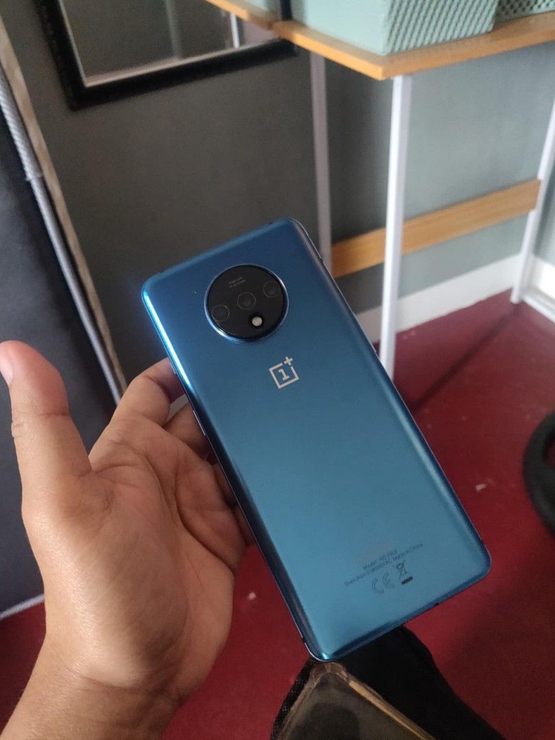 one plus 7T 128GB