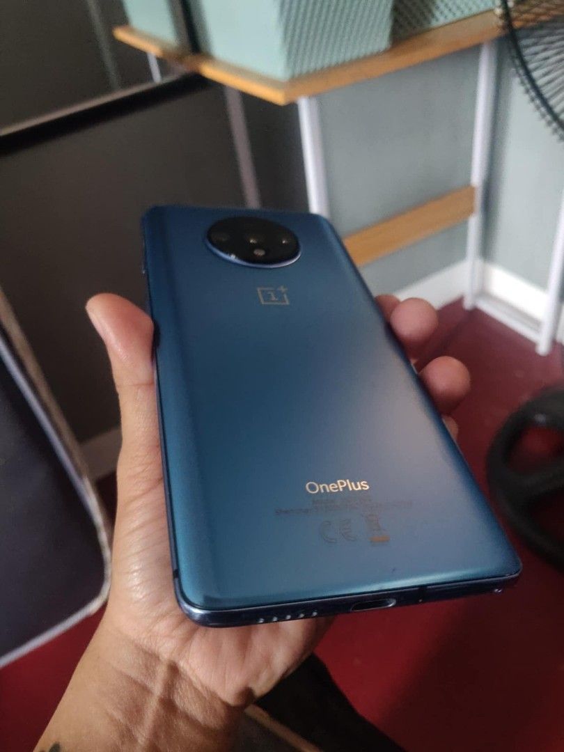 one plus 7T 128GB