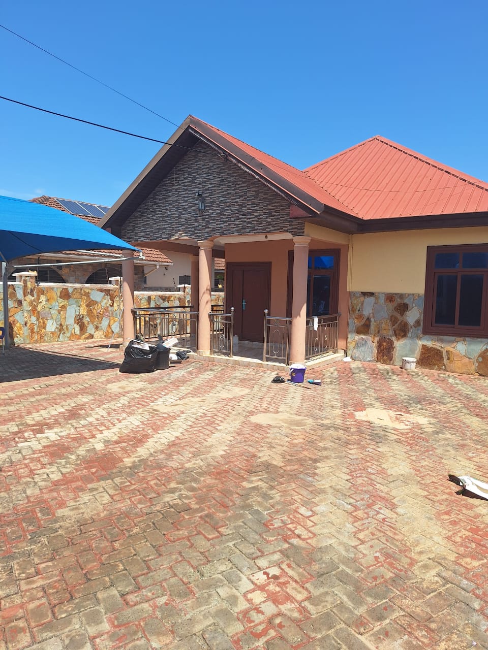 3 bedrooms self compound house for rent at spintex