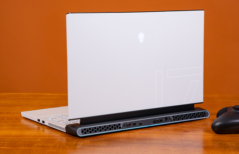 ALIENWARE M17 R2