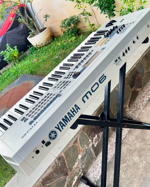 yamaha mo6