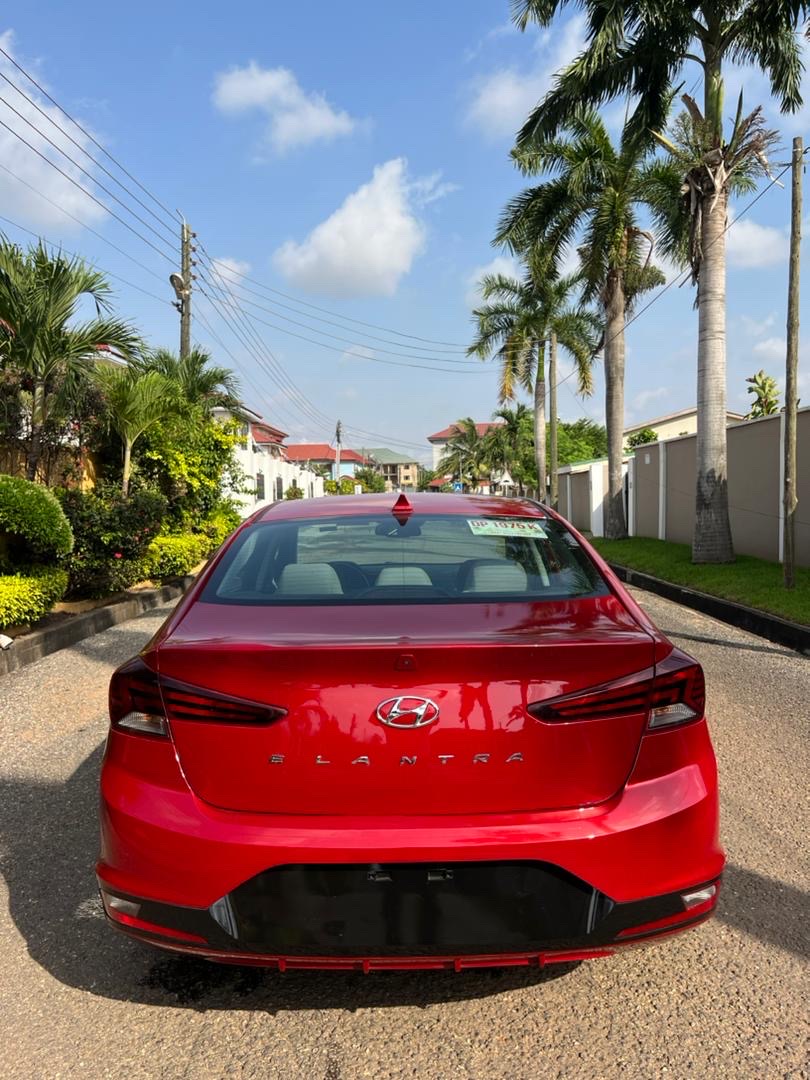 Hyundai Elantra 2020