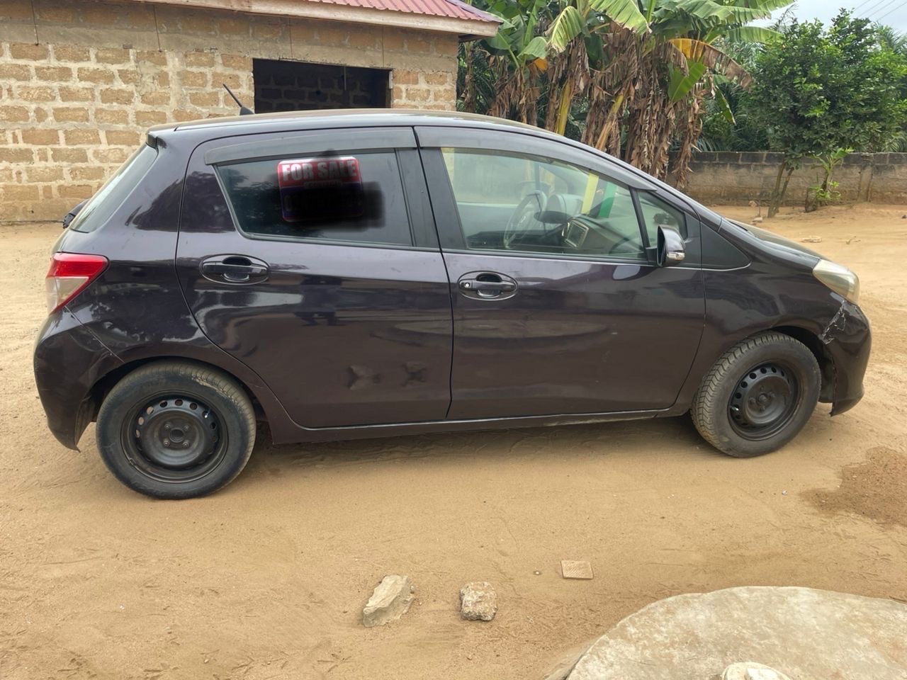 Toyota vitz 2013