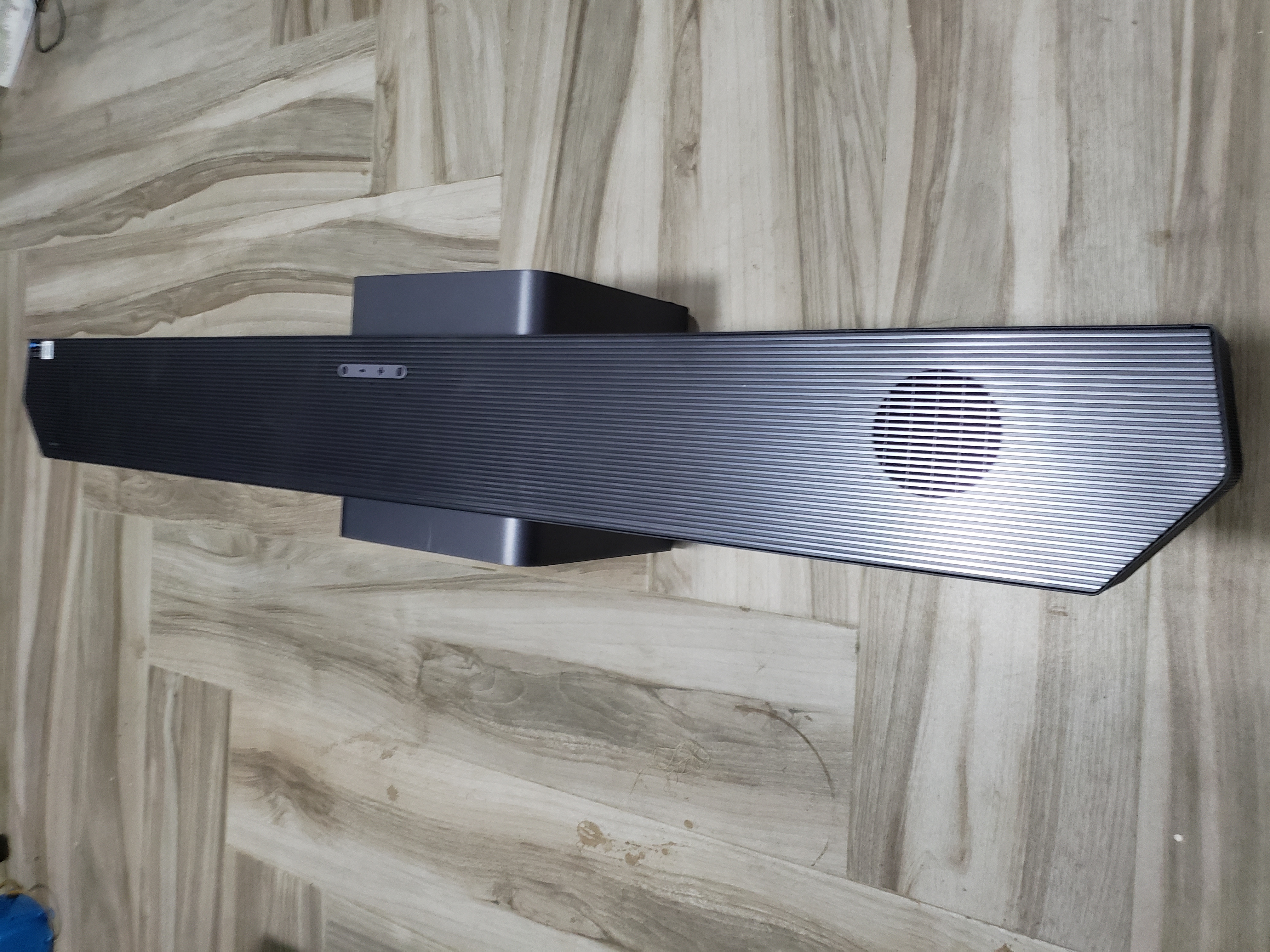 SAMSUNG Q990F
