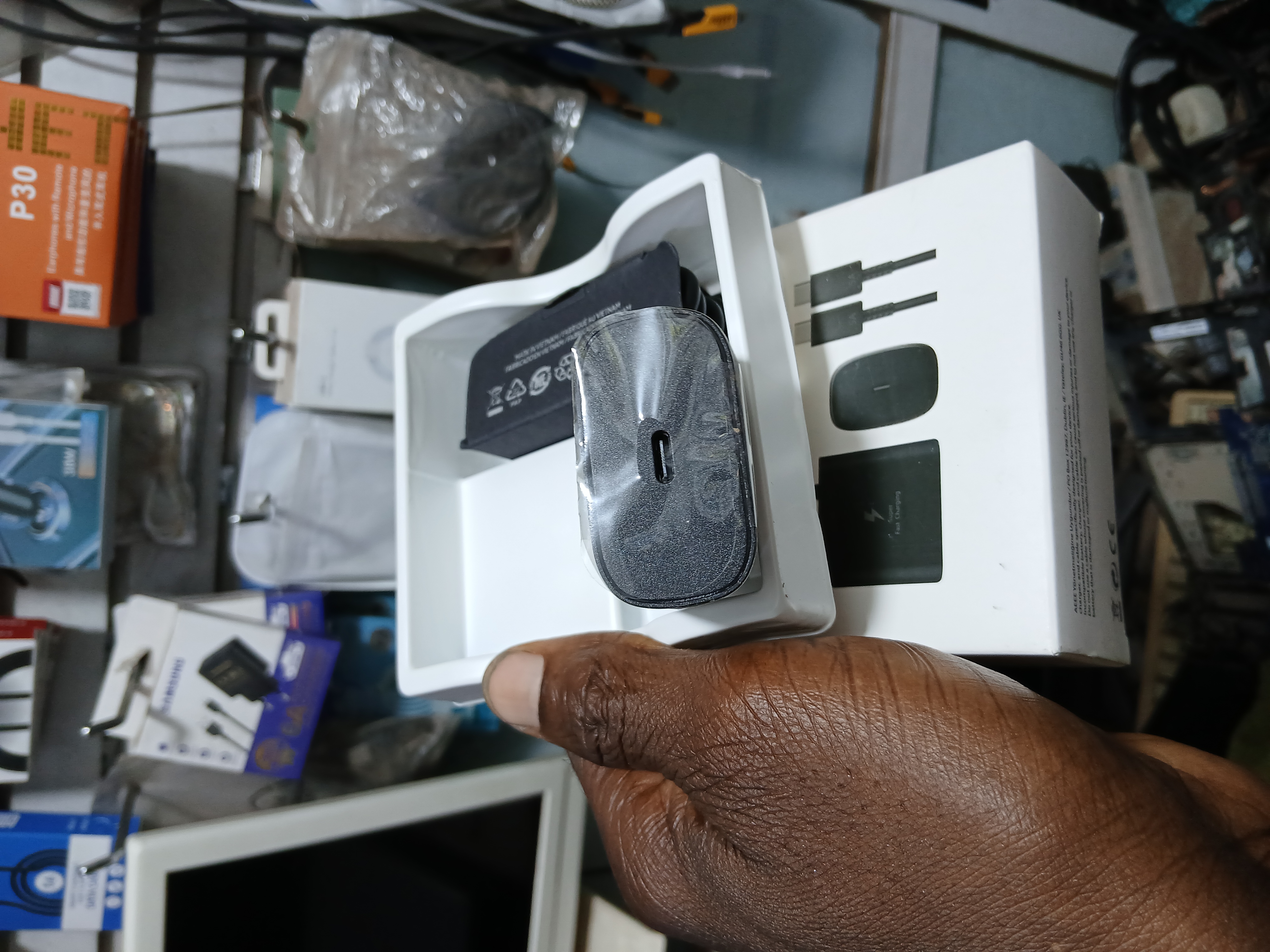 25W PD Super Fast Charging Adapter with 5A USB-C Cable