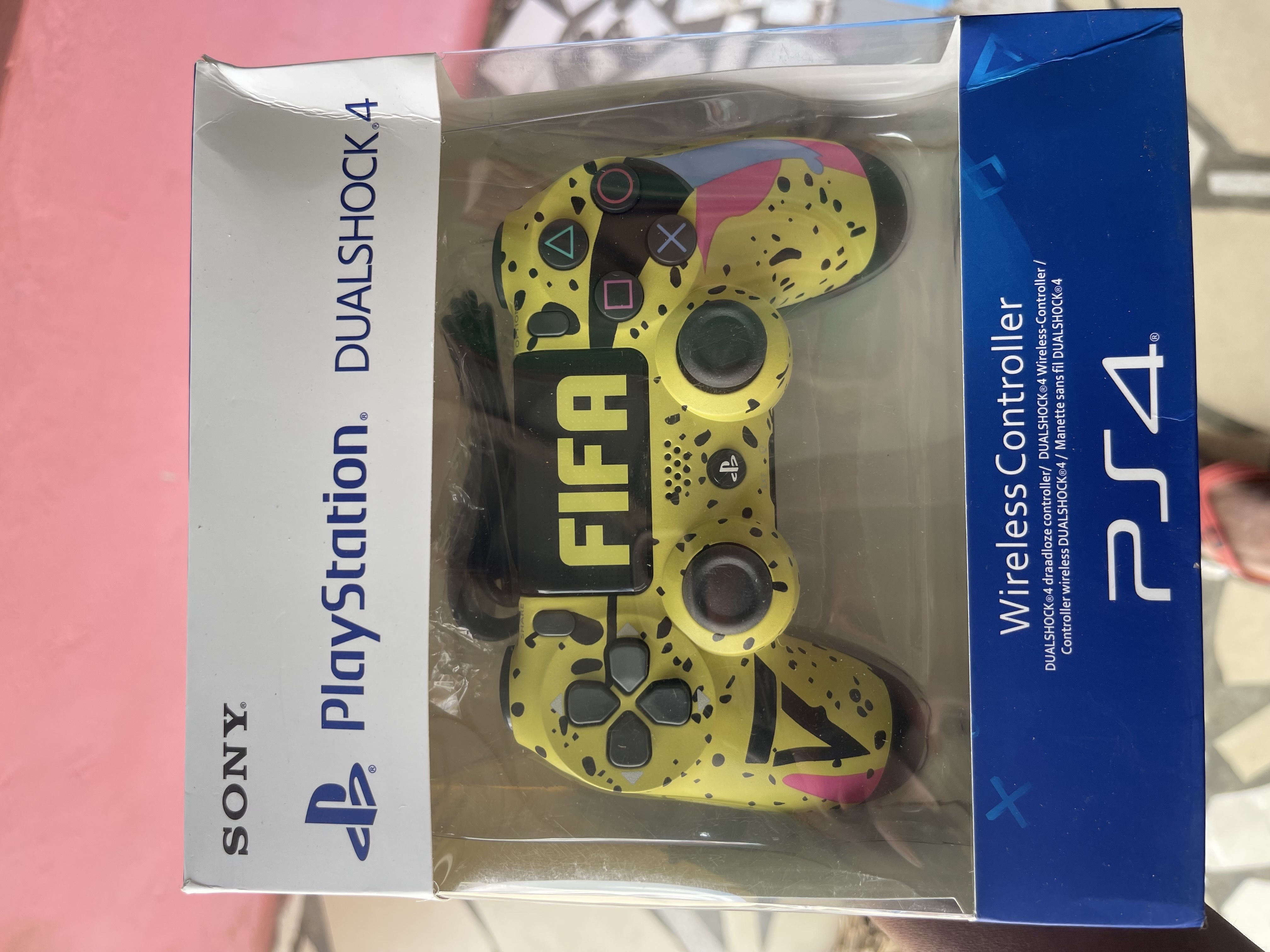 PS4 WIRELESS PAD DESIGN