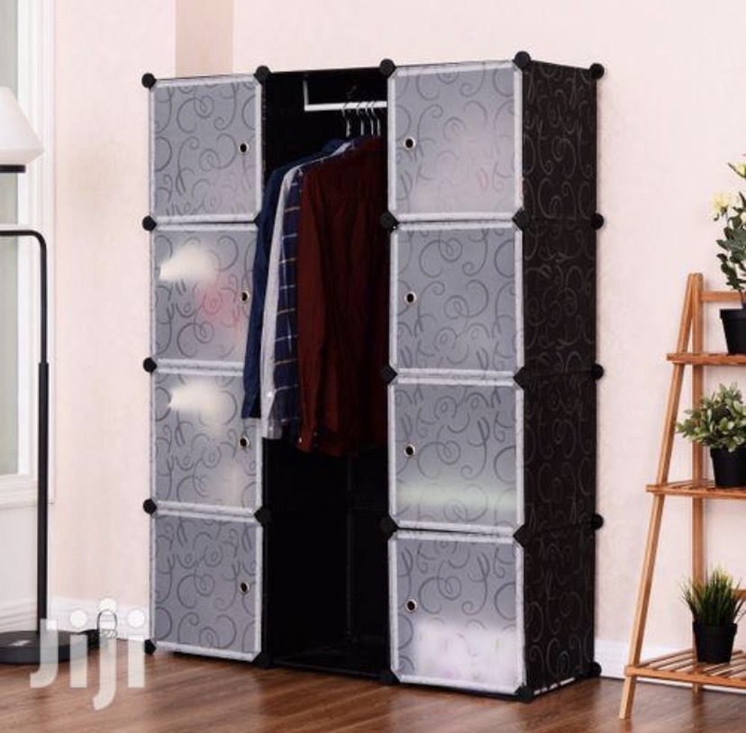 12 Cubes Plastic Wardrobe