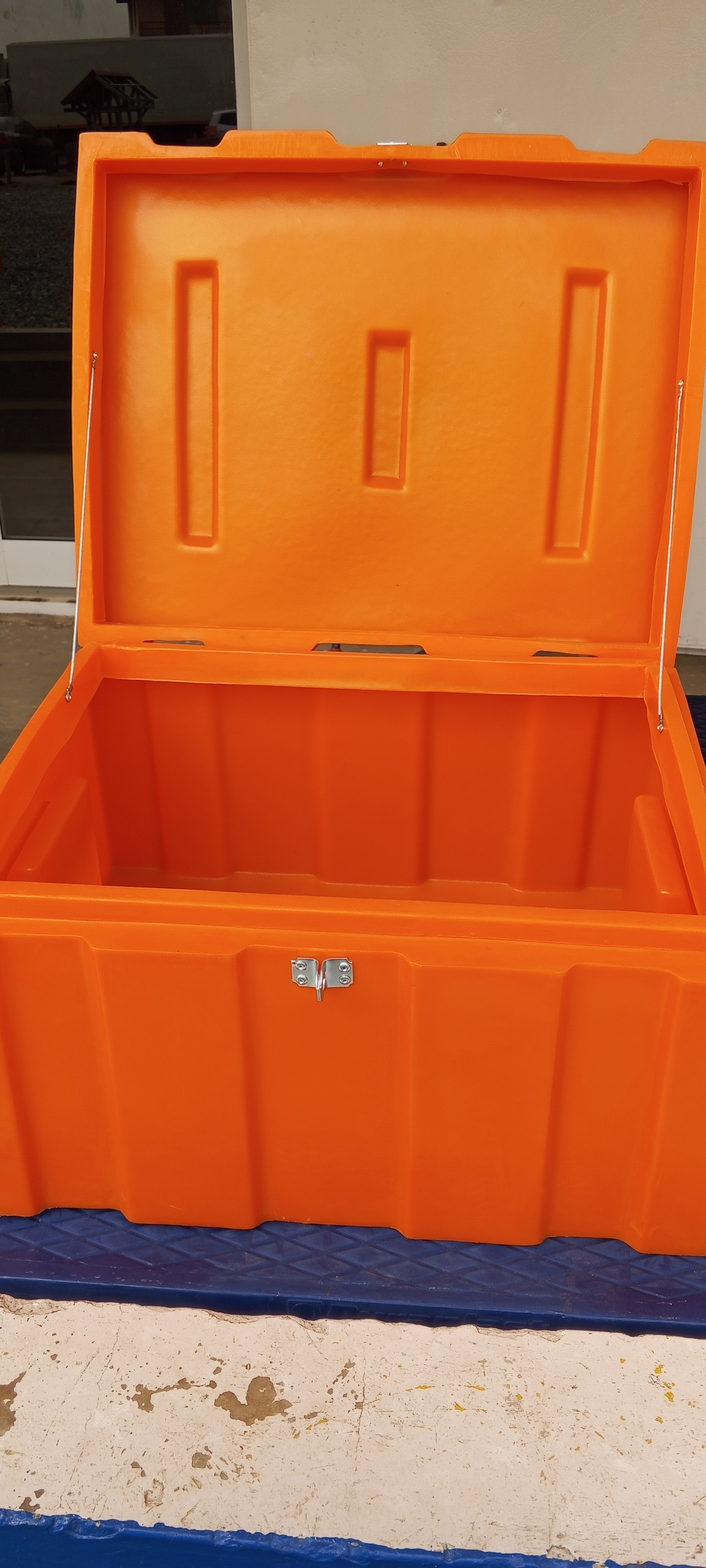 Quality and Affordable Plastic Chop Box