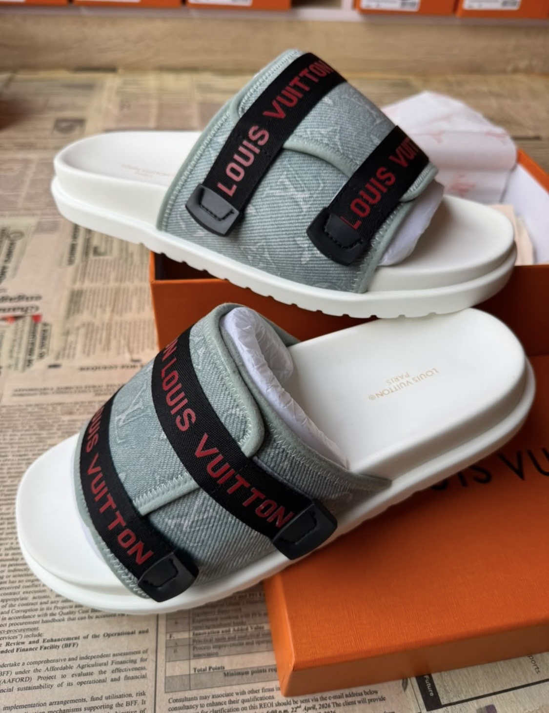LV SLIDES