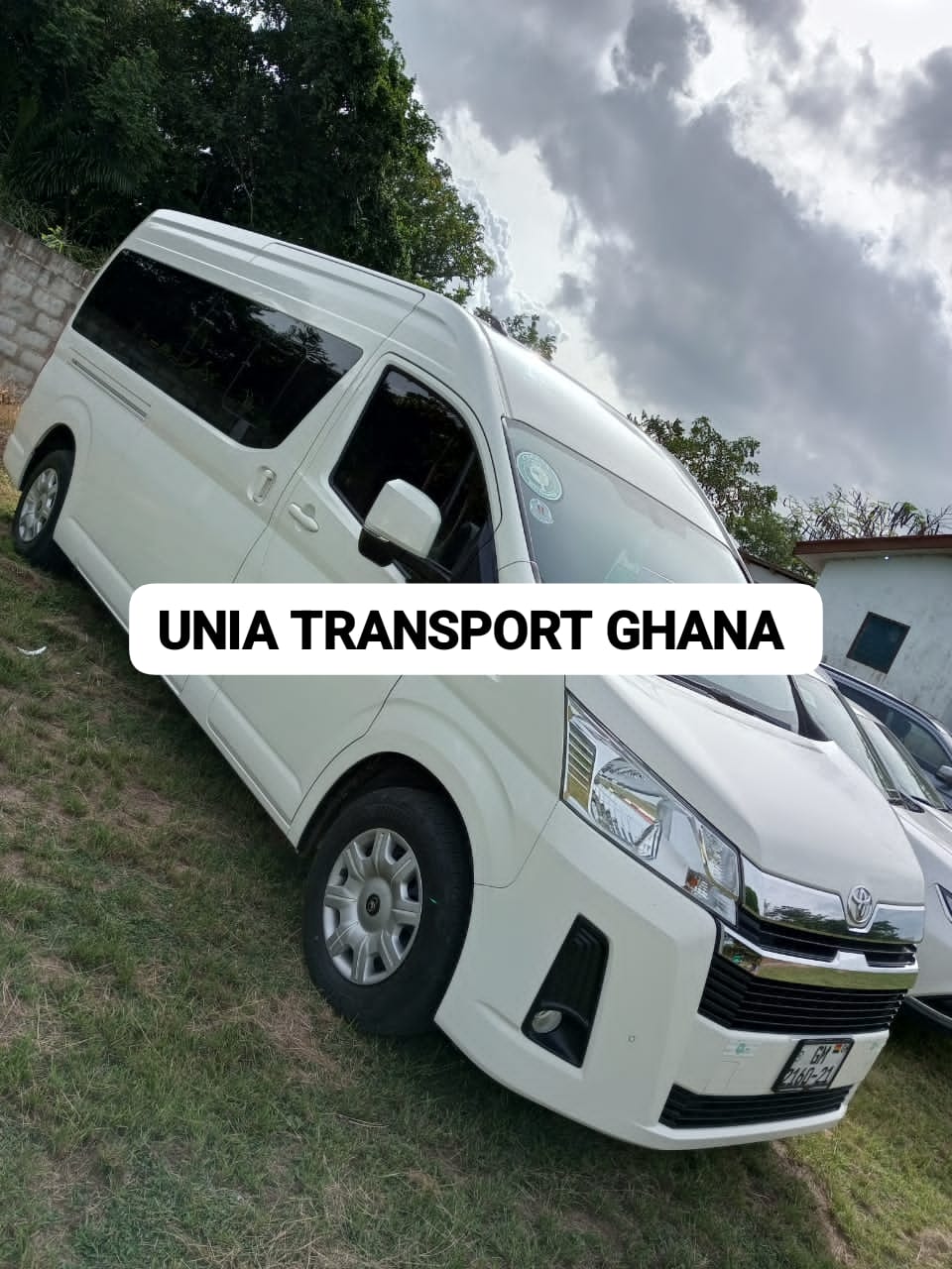 CLASSIC MINI VANS FOR RENT( AIRPORT PICKUP )