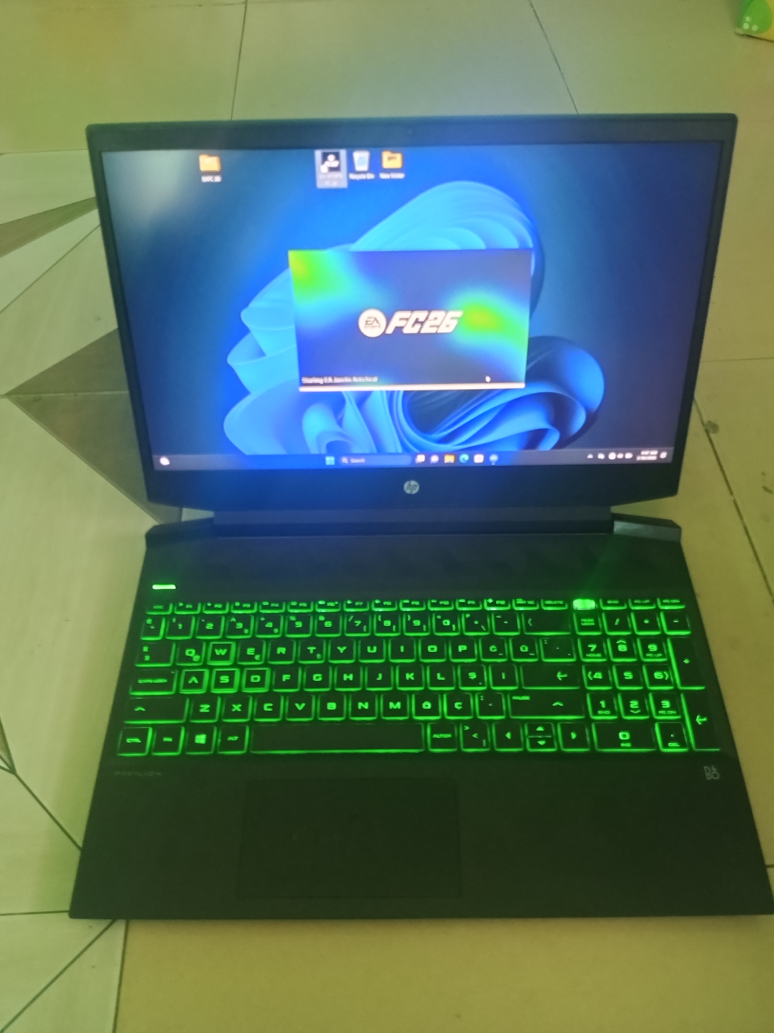 RTX GAMING &amp; GRAPHICS LAPTOP