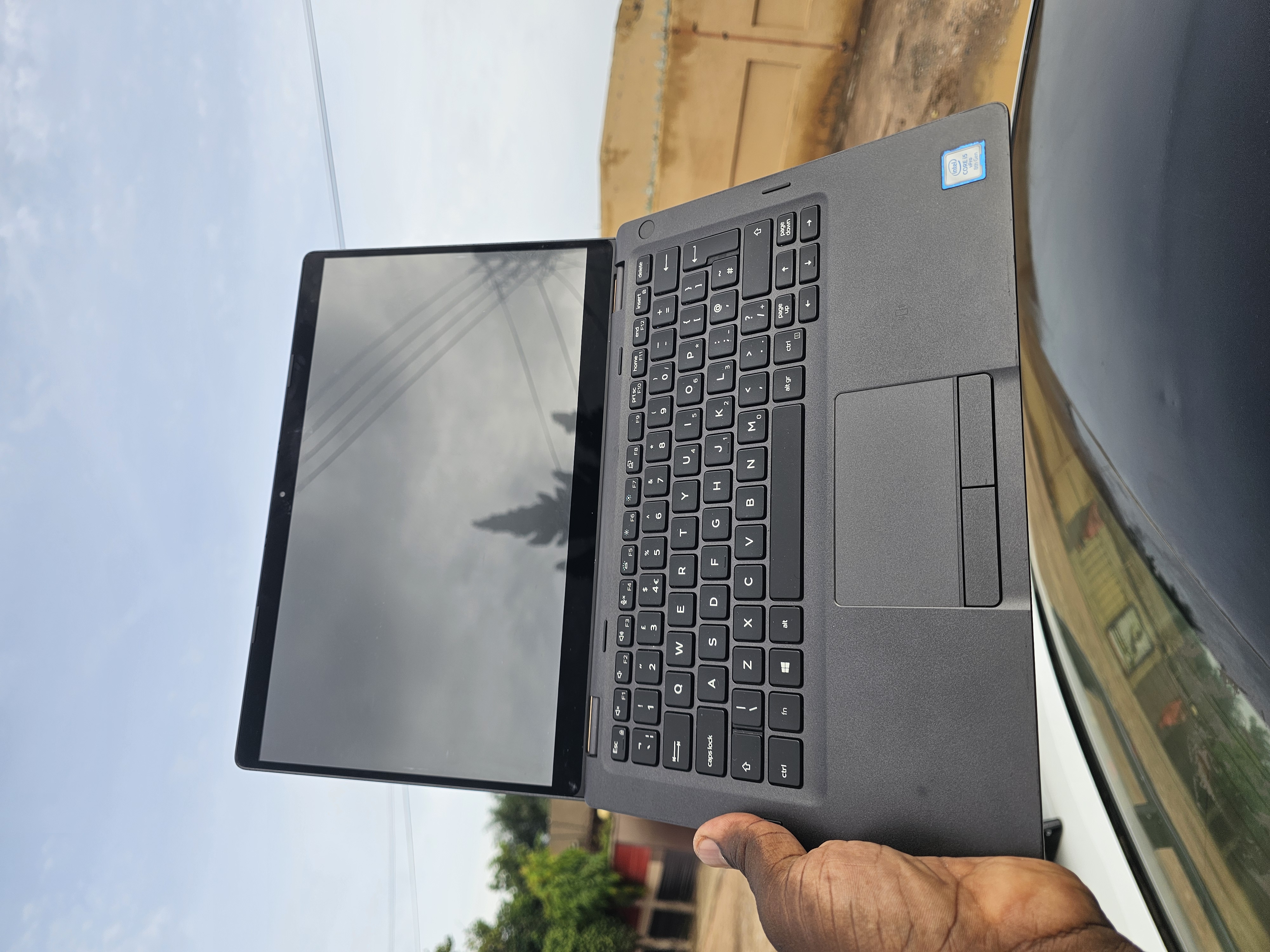 Dell latitude 5300 2 in 1 laptop. Intel core i5