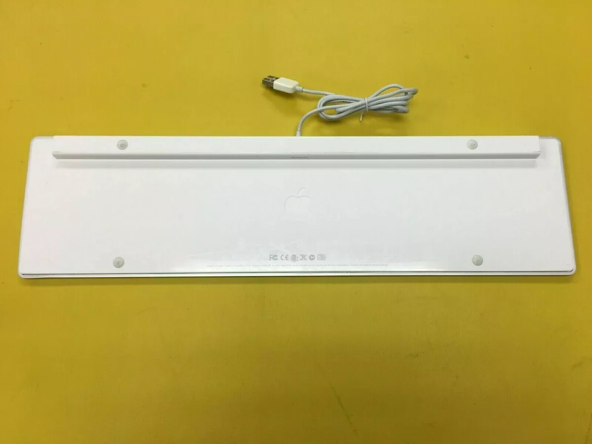 Apple slim USB Wired Keyboard A1243 MB110LL/A Aluminum standard Full Size