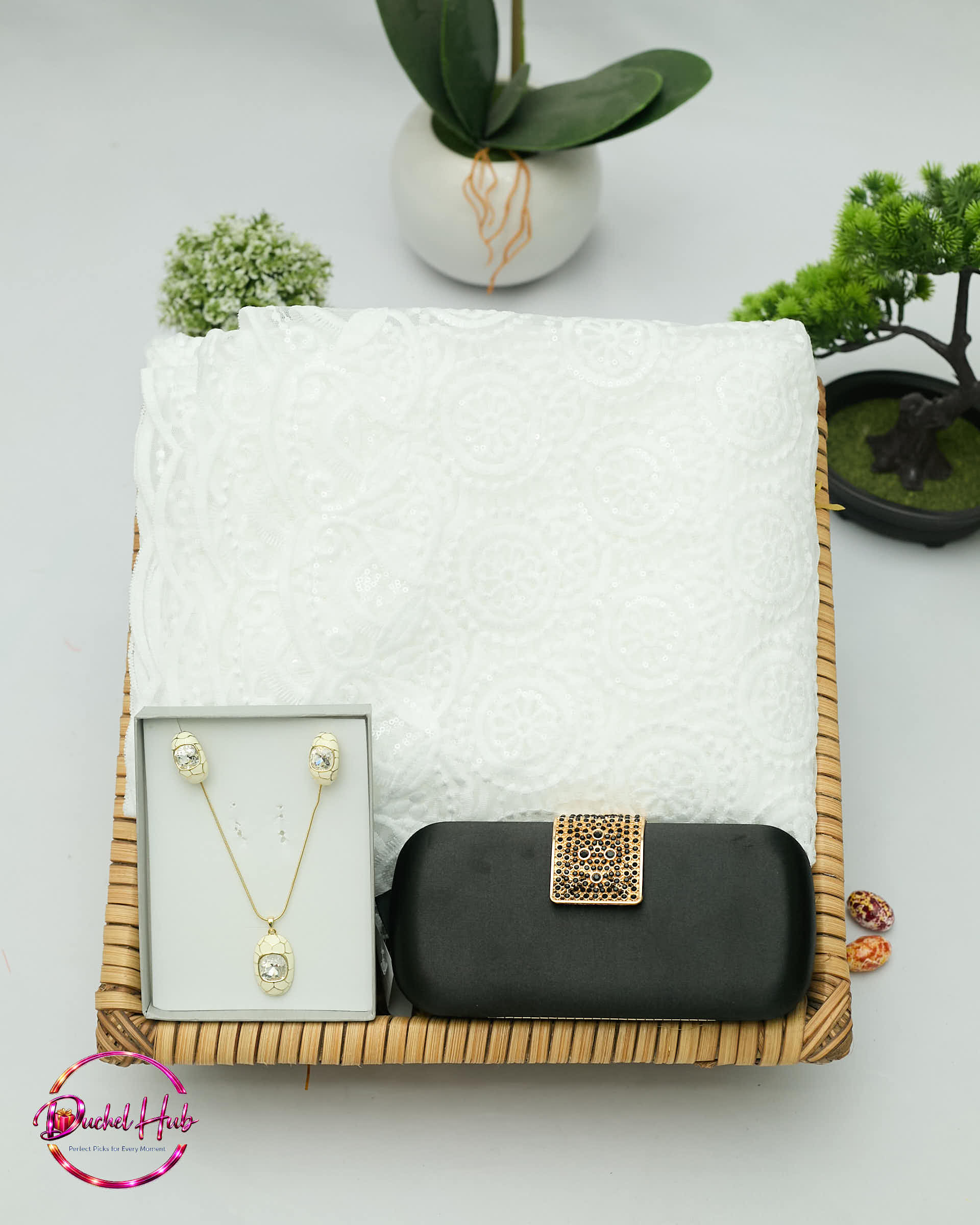 Elegant Women’s Gift Set: Watch, Pearl Bag &amp; Jewelry