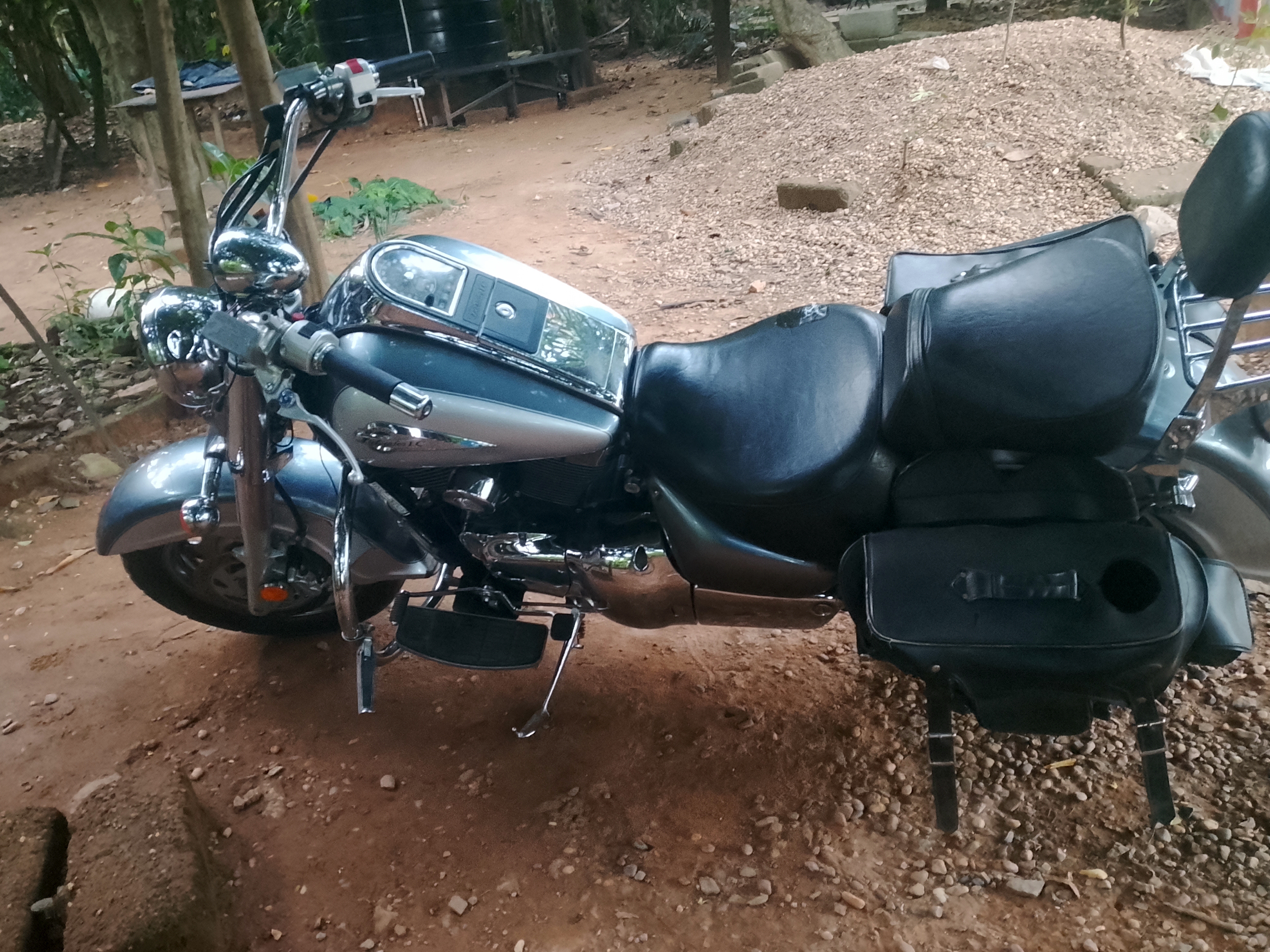 Suzuki Intruder Cruiser Motorcycle with Saddlebags