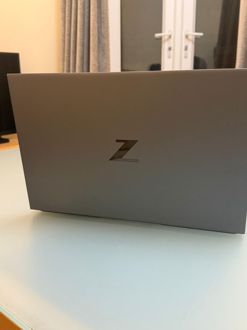 Selling of quality laptops