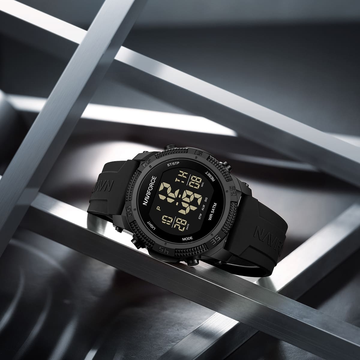 Naviforce Premium Men's LCD Digital Casual And Waterproof Silicone Strap Electronic Watch, NF7104 Black.
