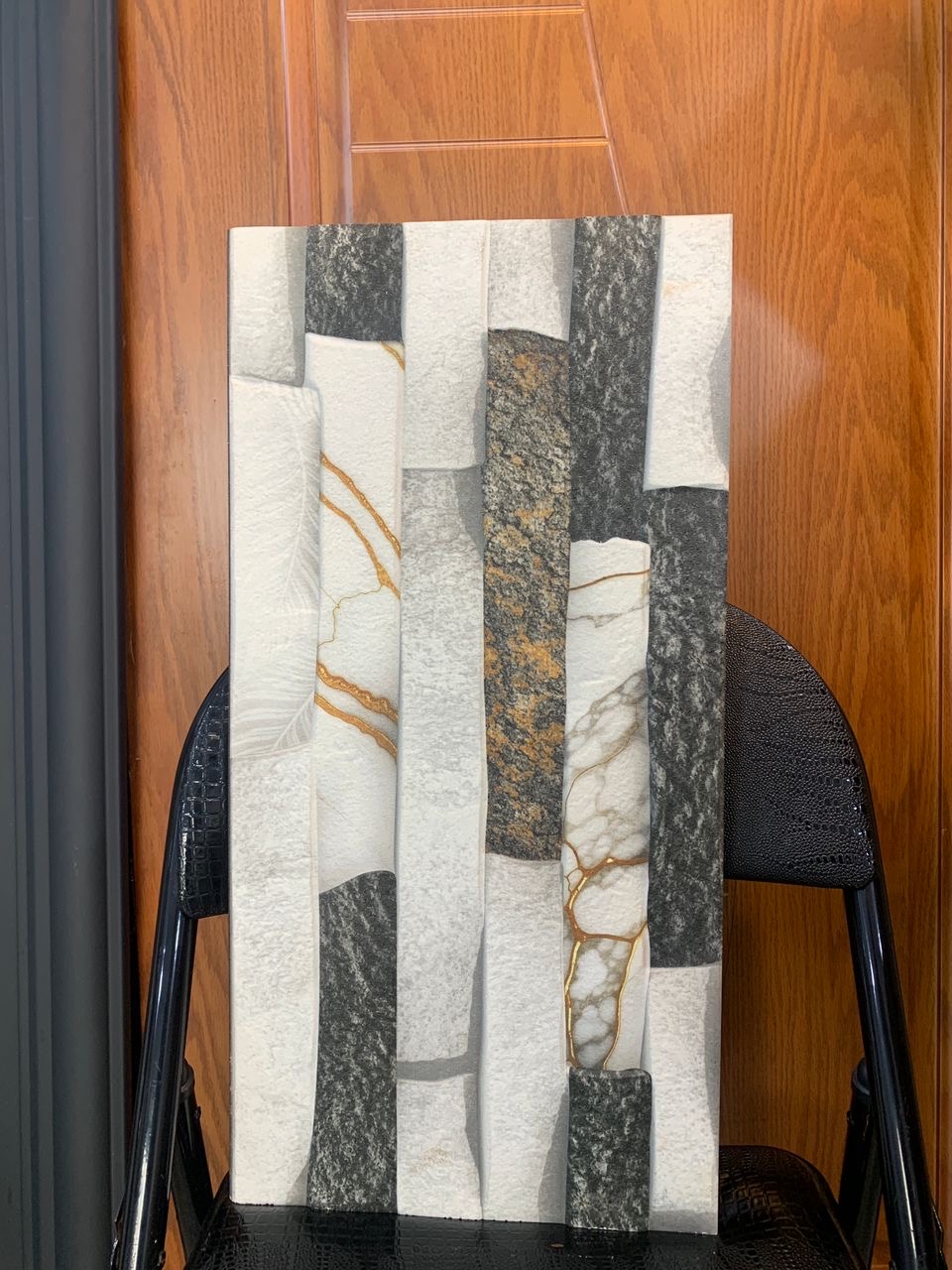 Facial wall tiles, Made in India . For the face of the house and fence wall. 30/60cm. 5 pcs in box . Gh160