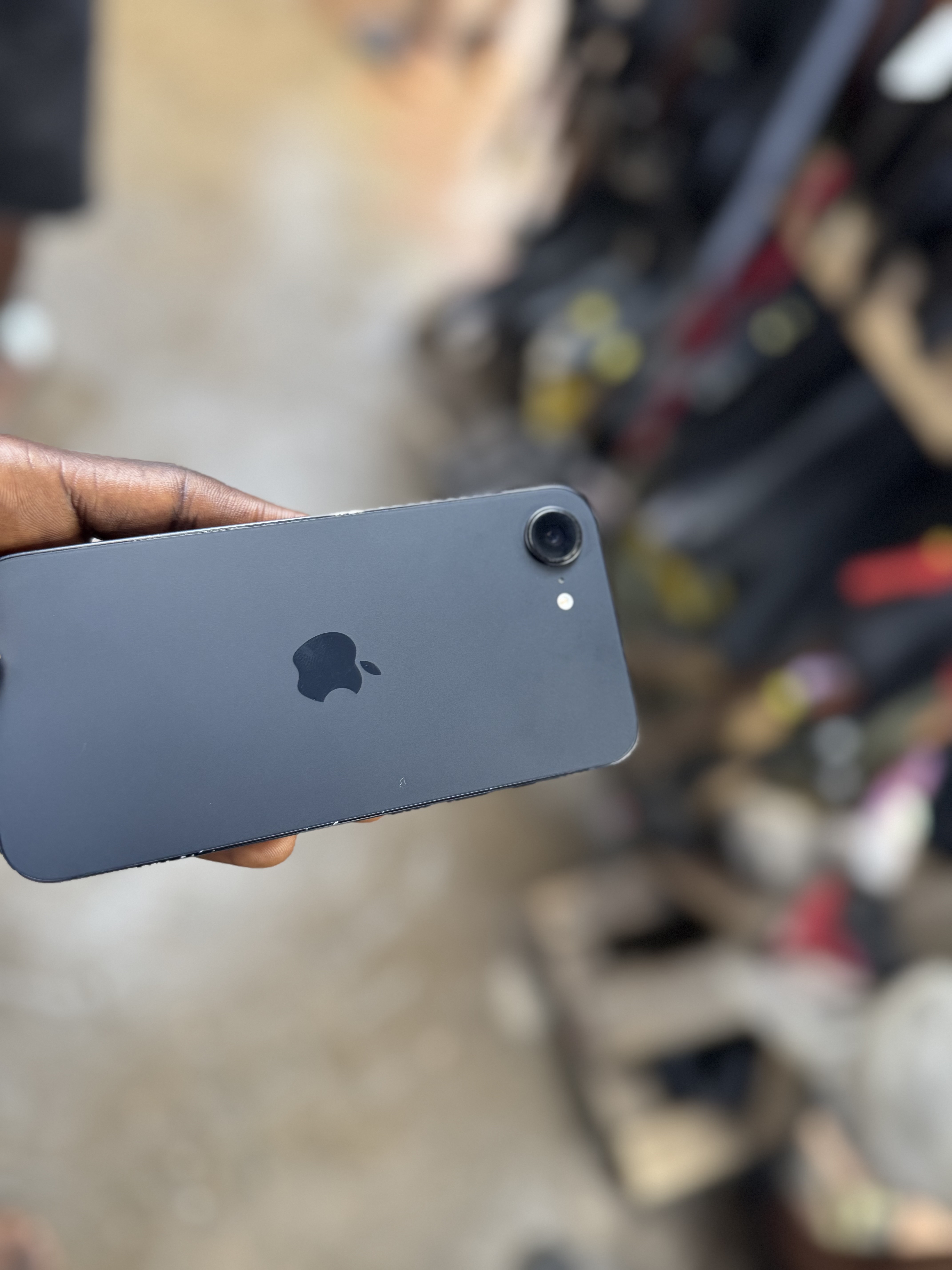 16e 128gb