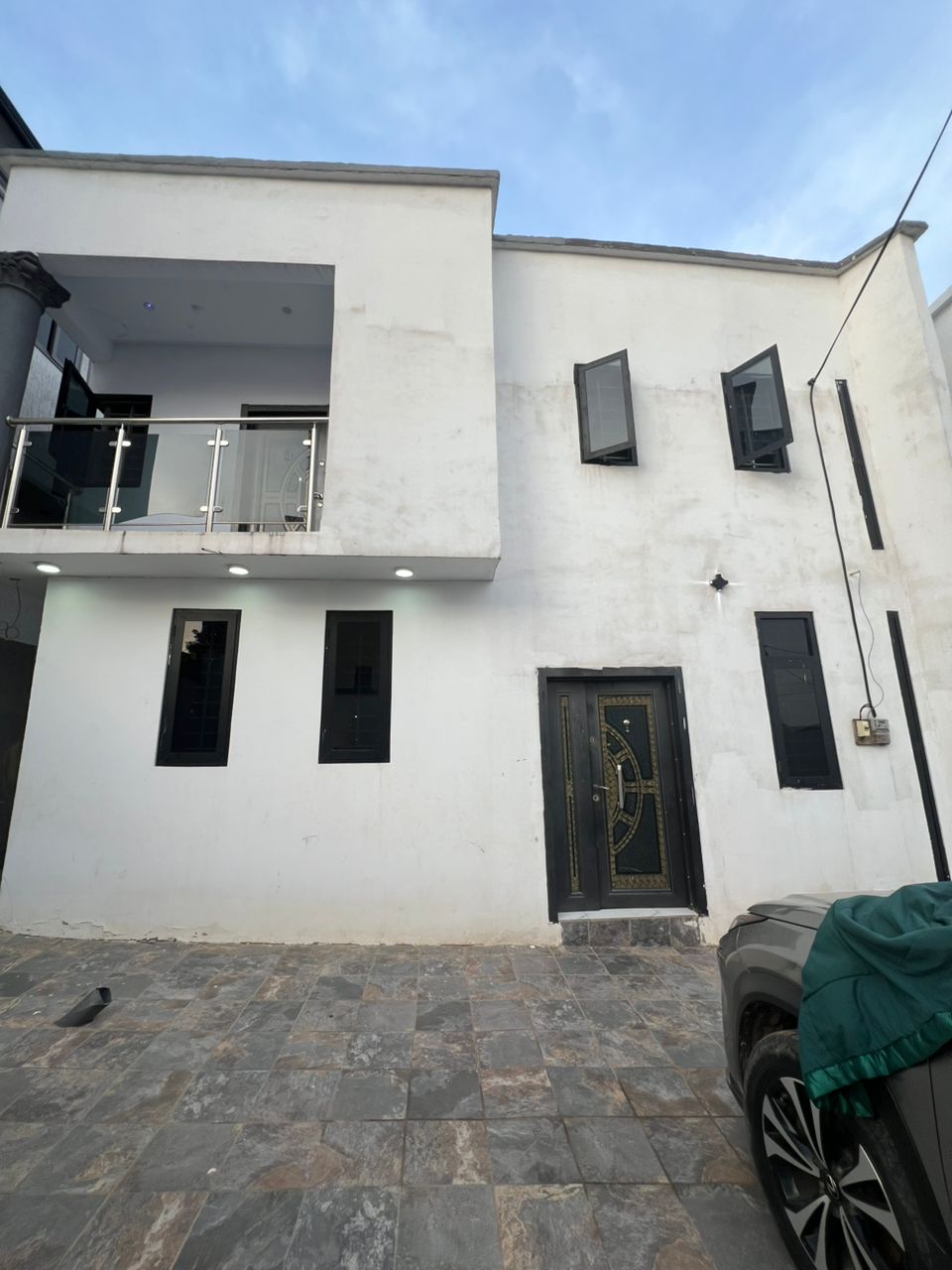 3 Bedroom Duplex with Study Room