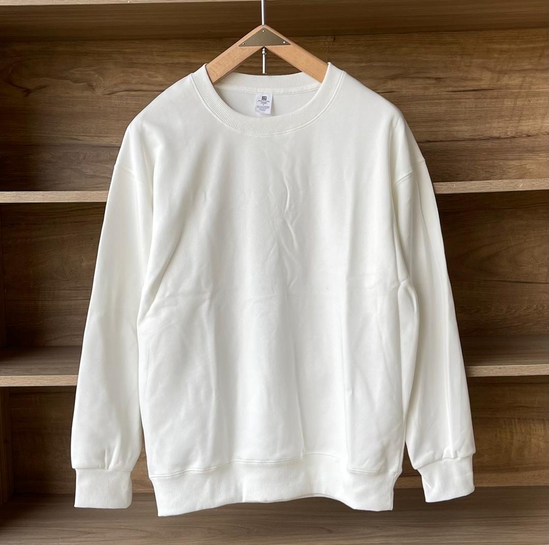 hoodie and sweatshirt