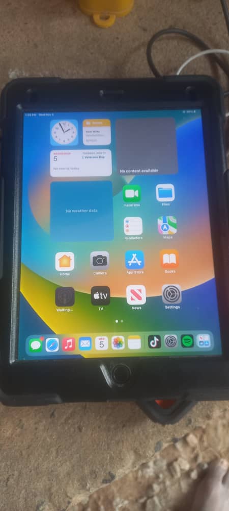 iPad pro 9.7 inches
