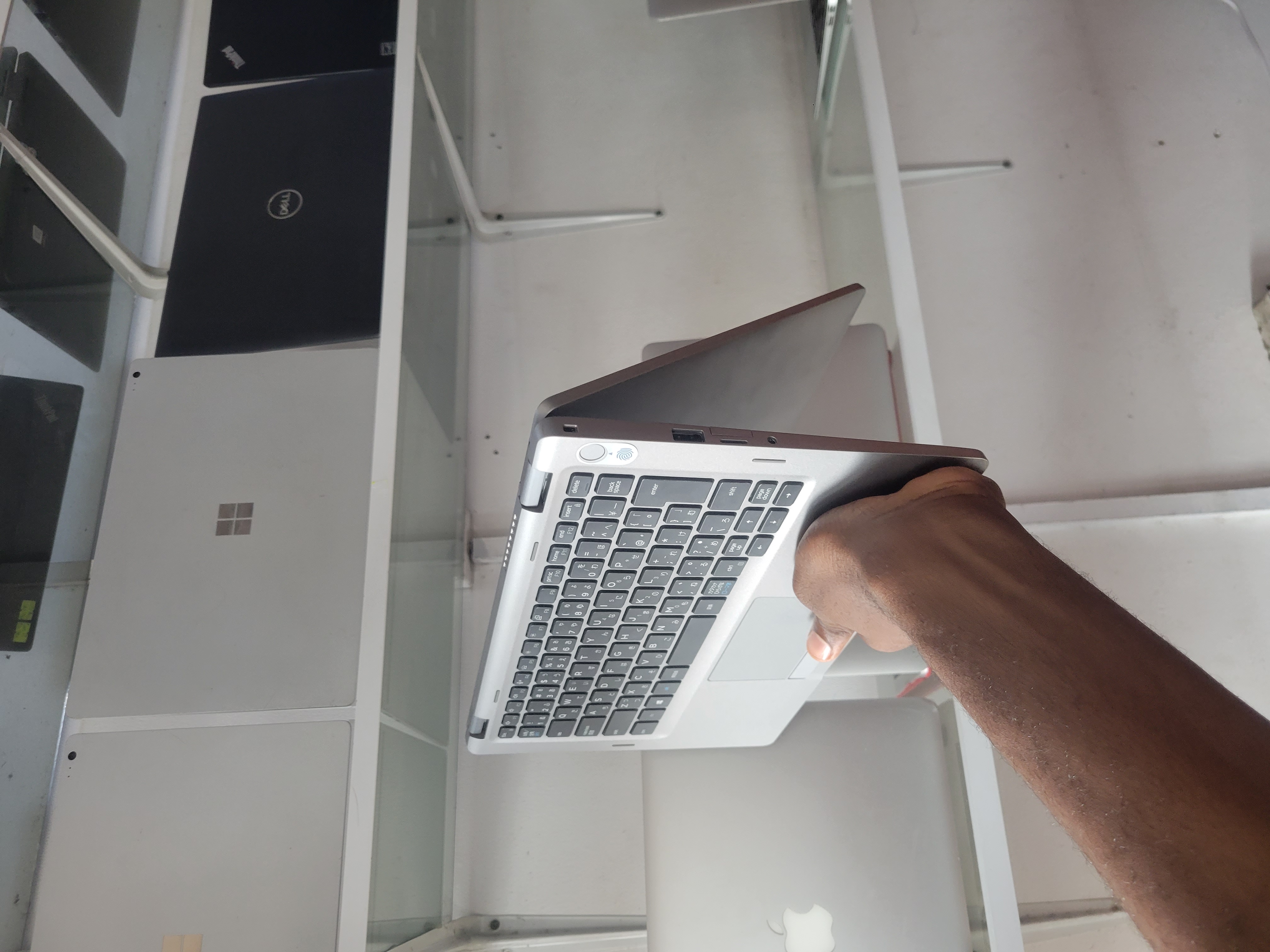 Dell Latitude 5310 2-in-1 - Touchscreen Convertible Laptop