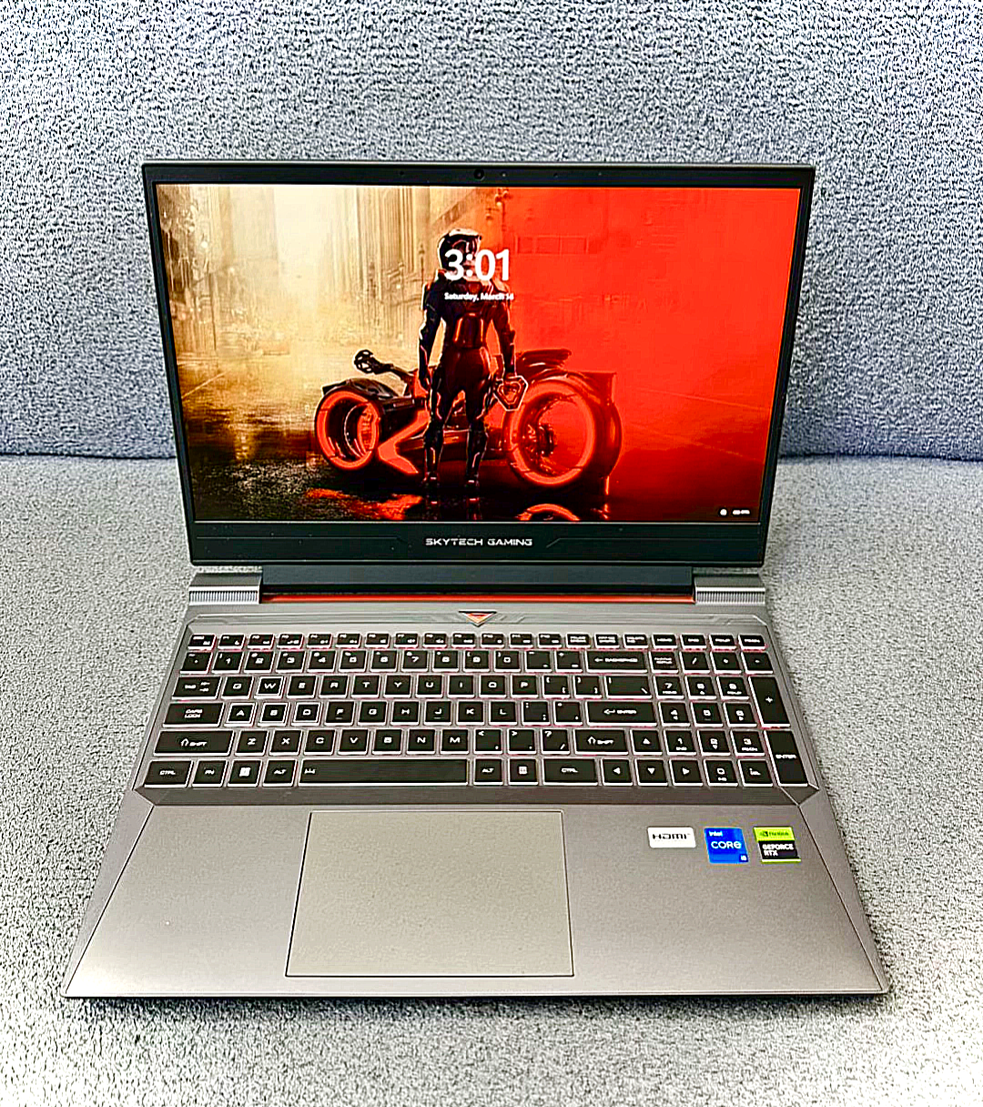 POWERFUL GAMING &amp; GRAPHIC LAPTOP