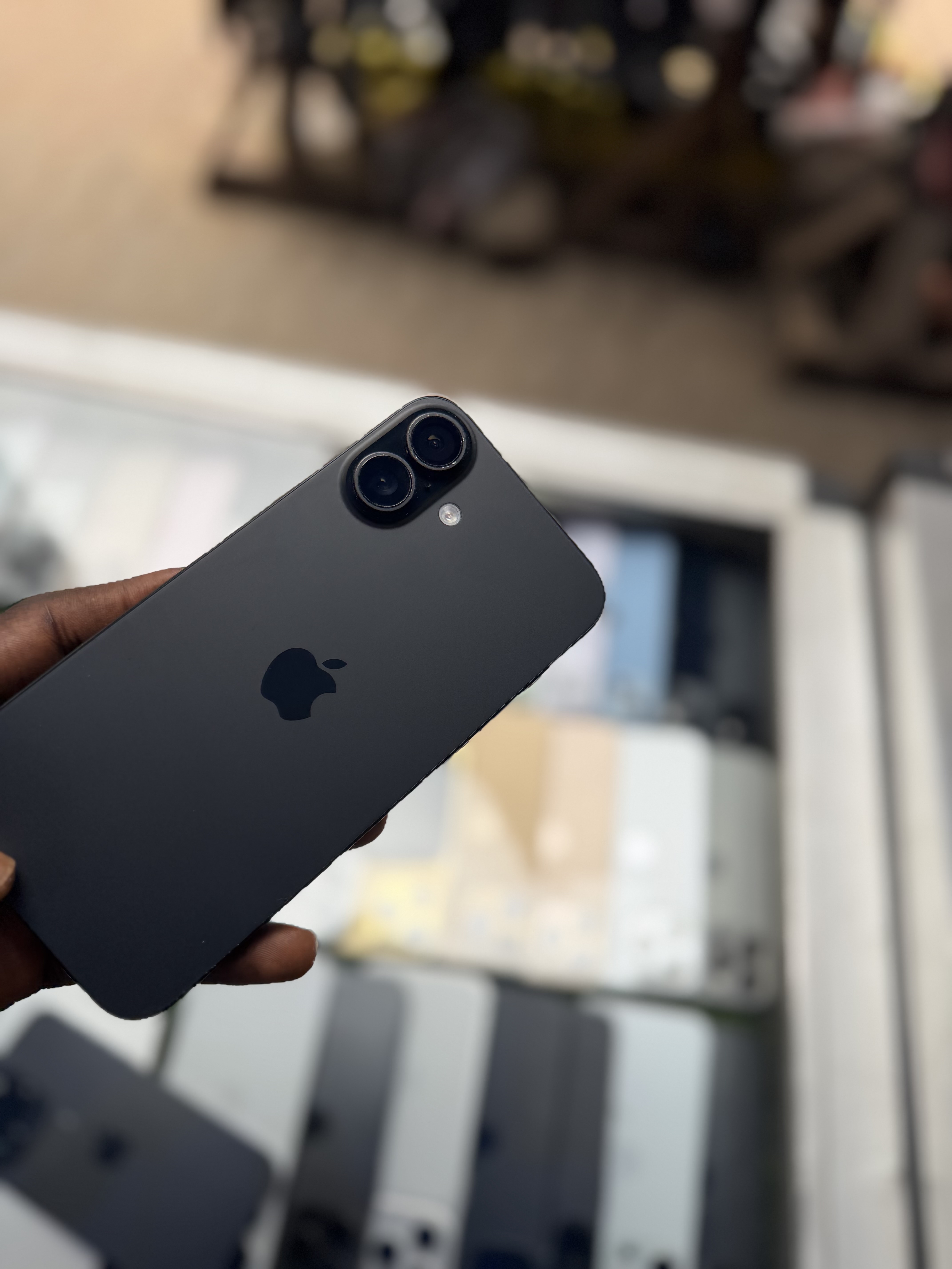16 plus 256gb