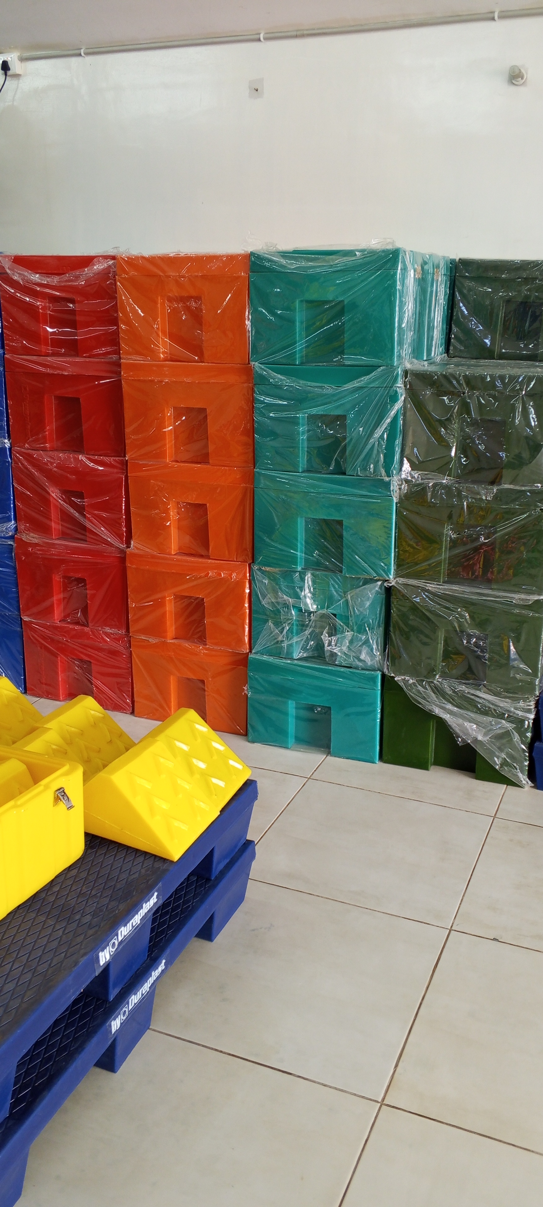 Quality and Affordable Plastic Chop Box
