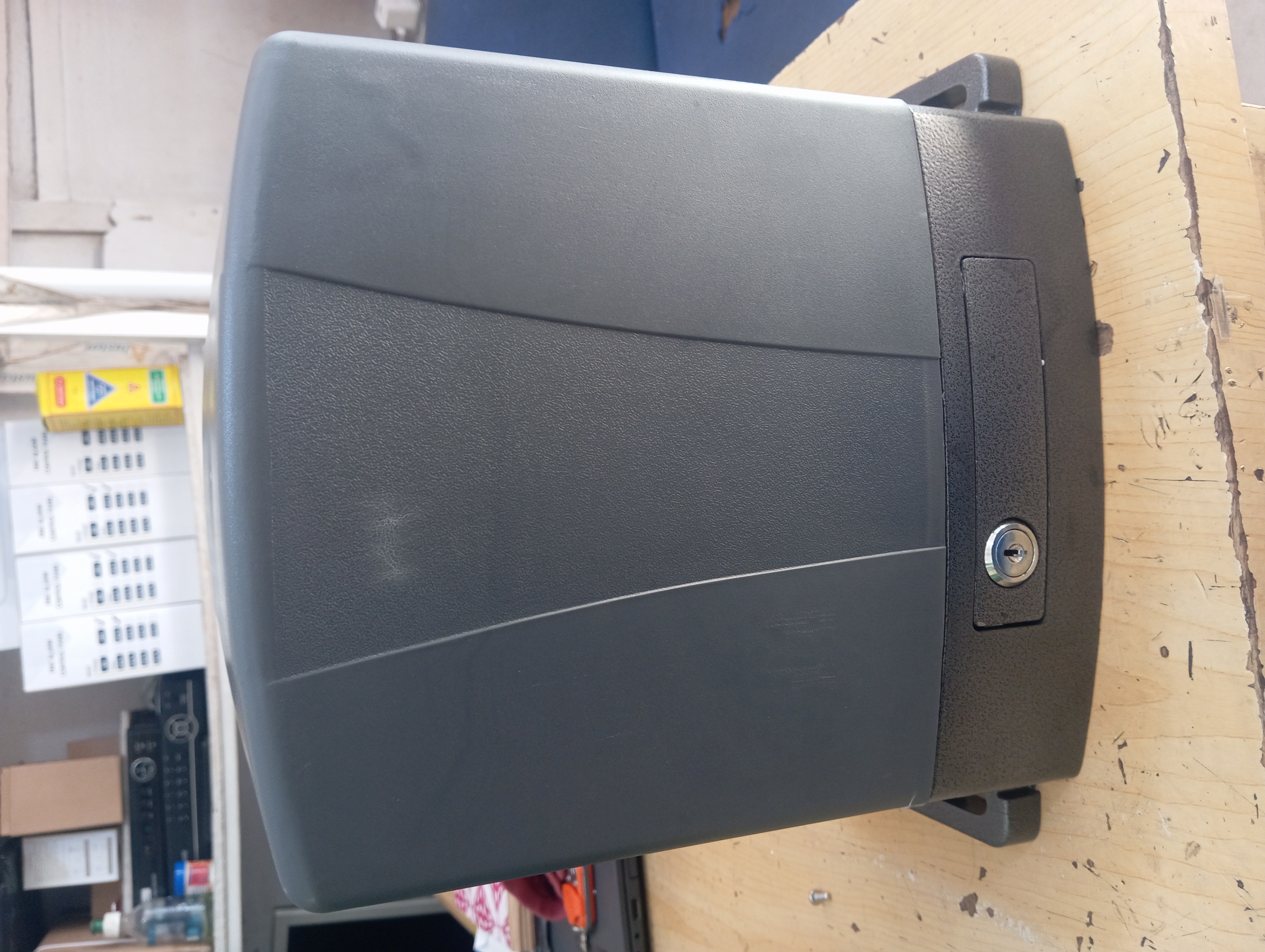 Automatic gate motor