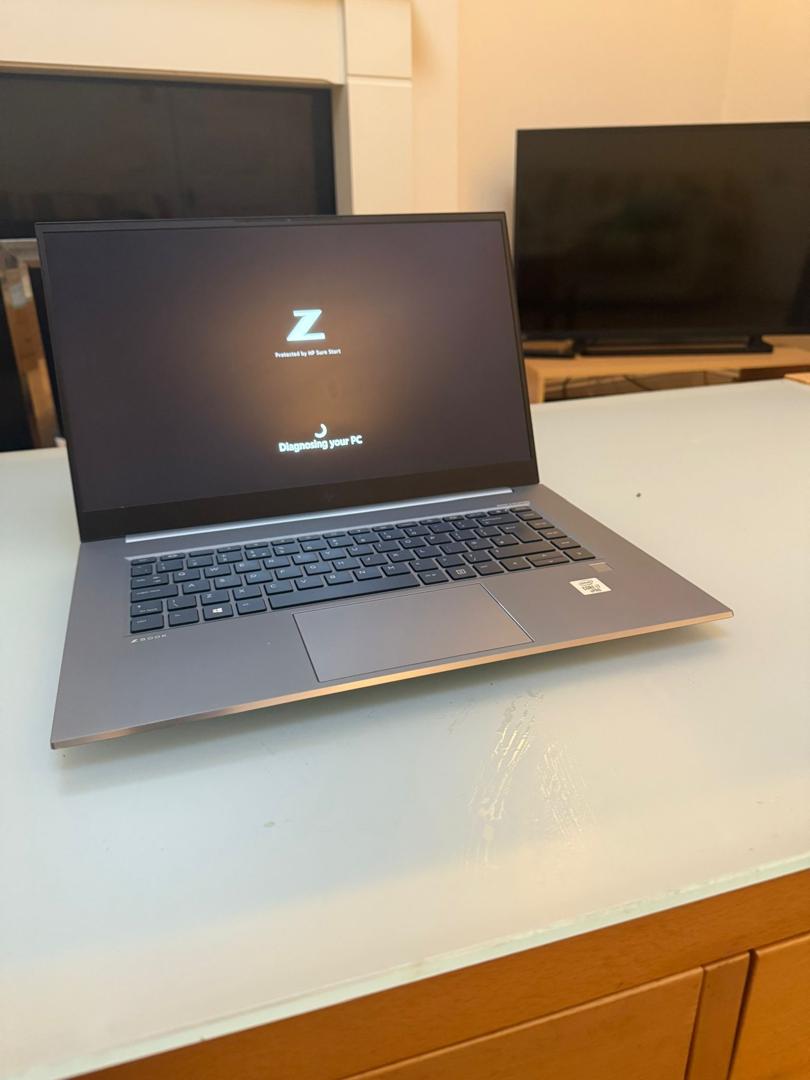 Selling of quality laptops