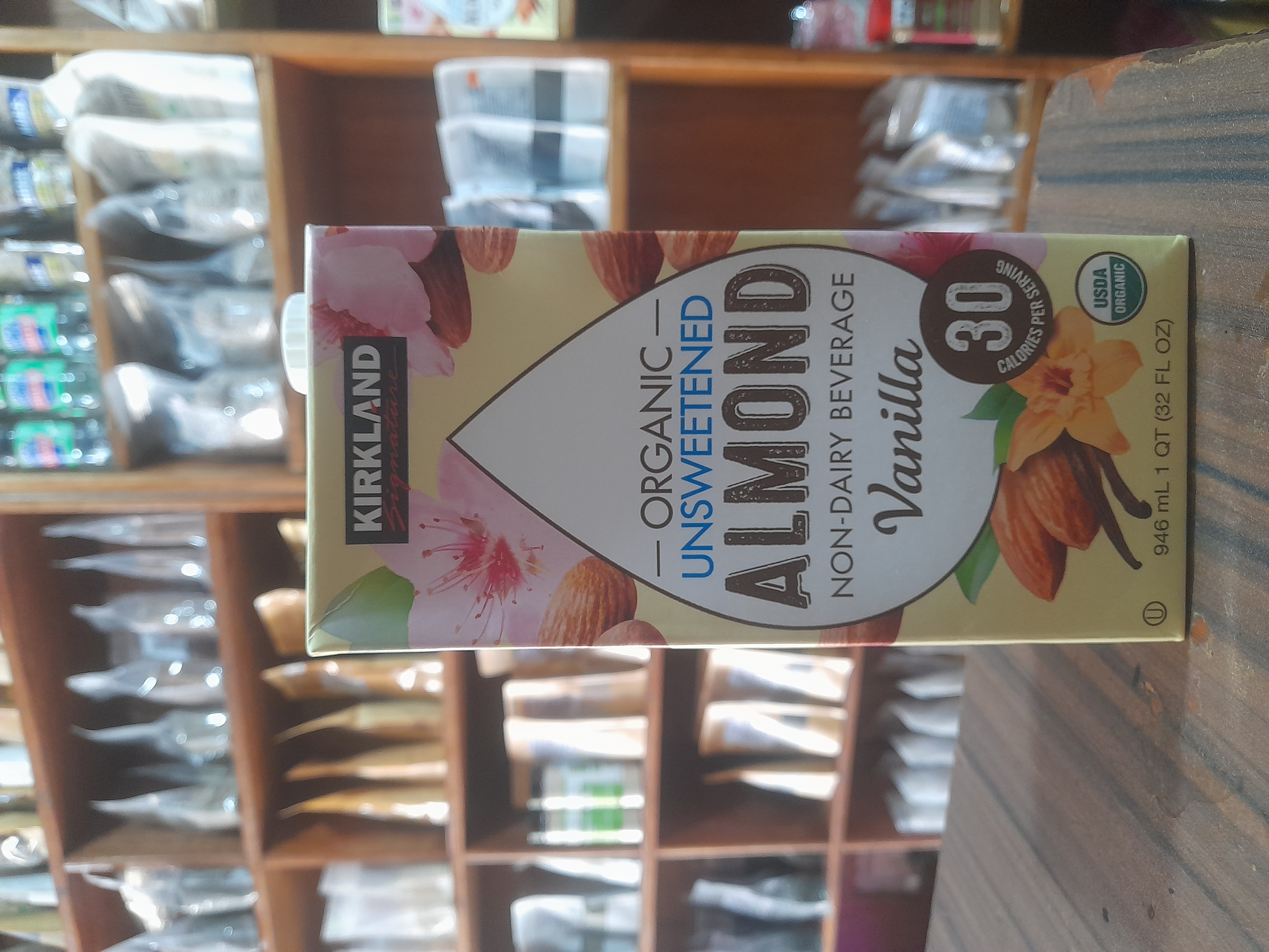 ORGANIC UNSWEETENED ALMOND MILK