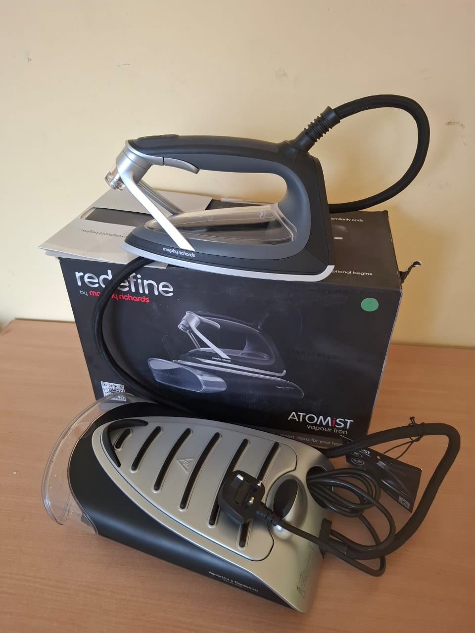 Morphy Richards Steam Generator iron UK 🇬🇧