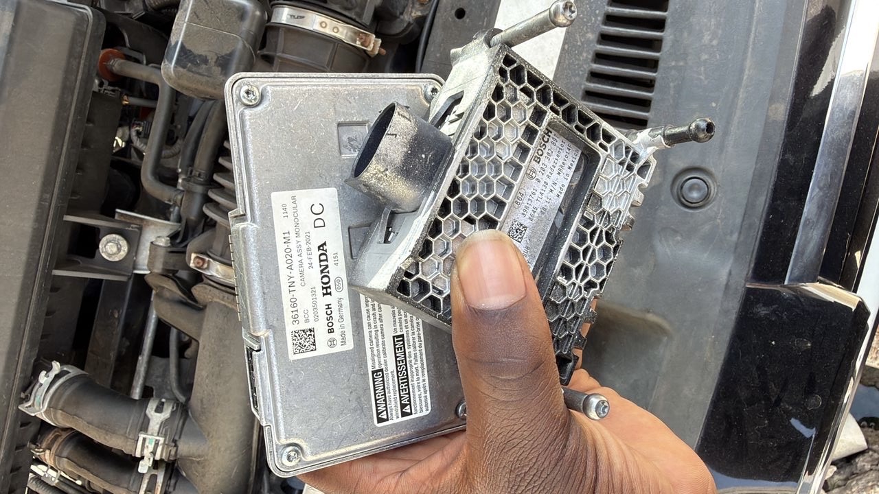 Honda CR-V 2020-2022 Front Radar Sensor – Genuine OEM Distance Control Unit