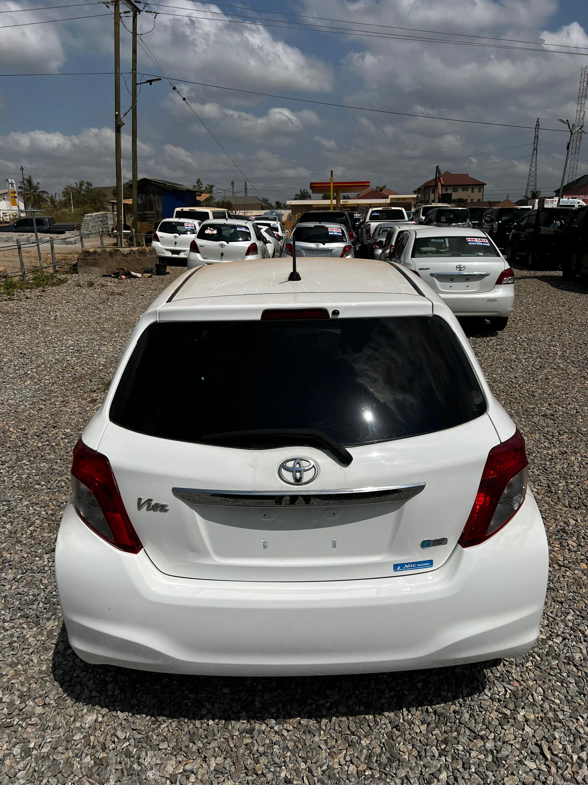 Toyota vizt 2013 model