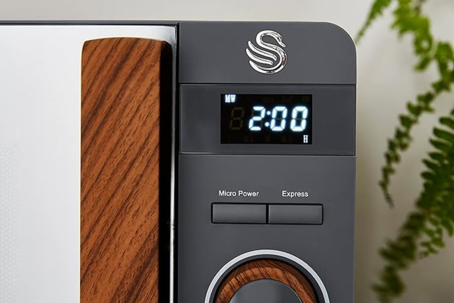 Swan Digital Microwave 20lit Cream