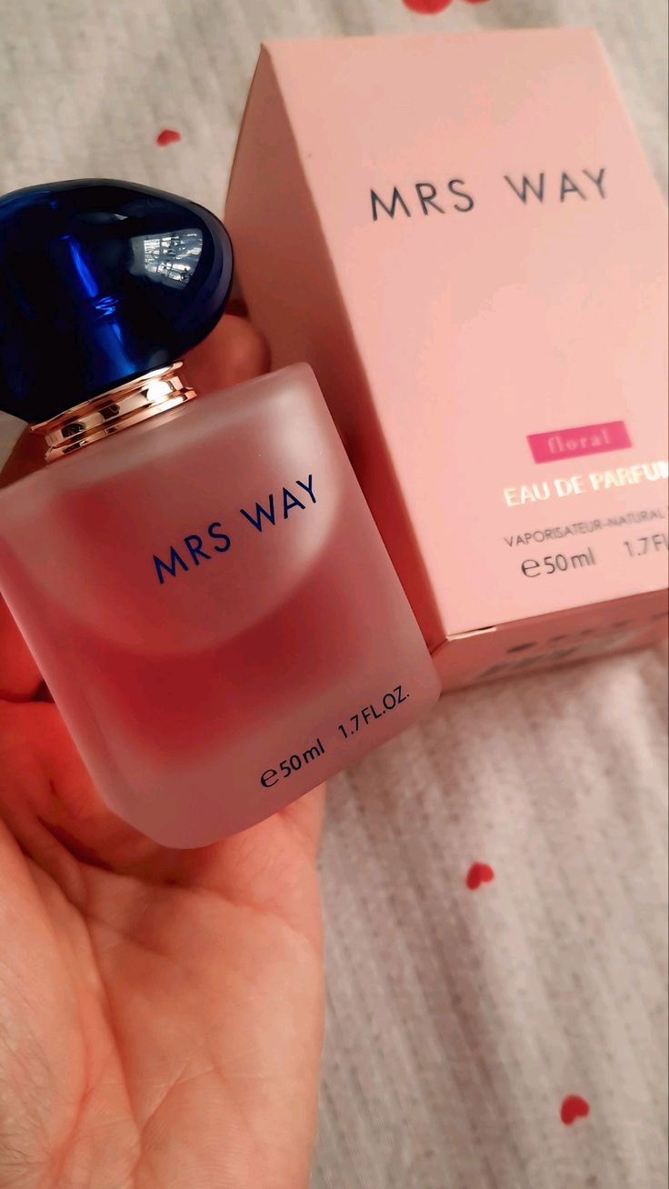 Mrs Way perfume