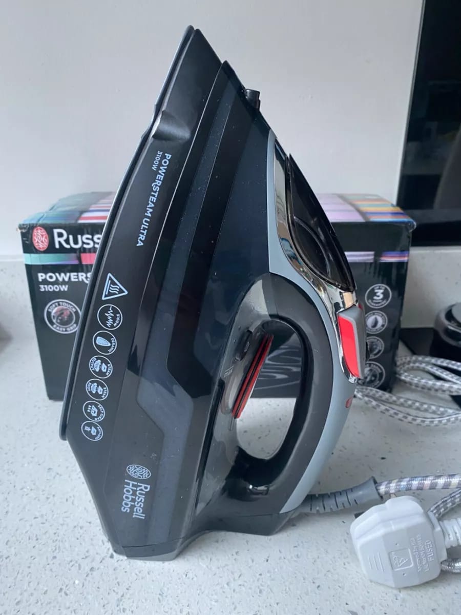 Russell Hobbs Steam Iron
