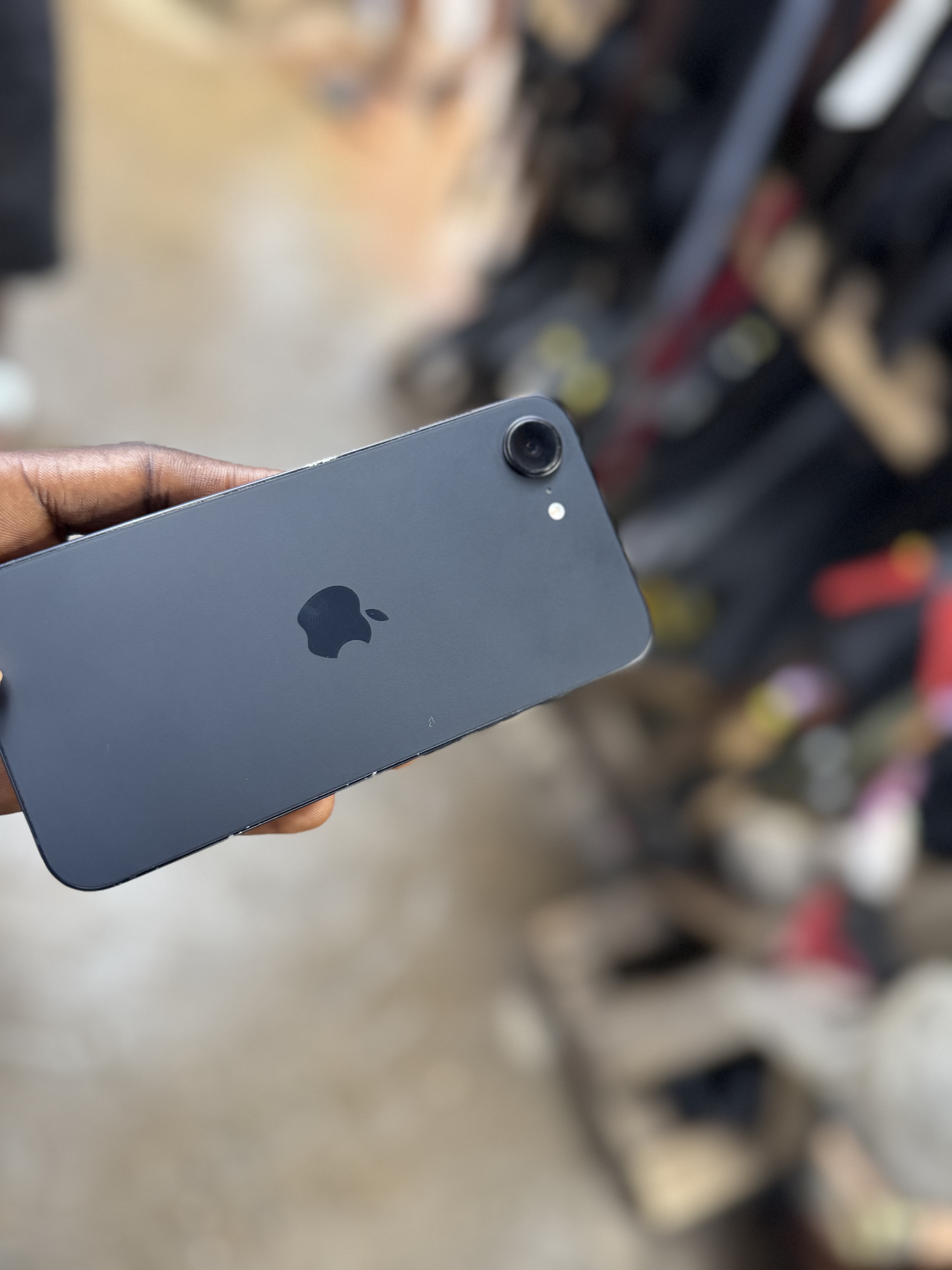 16e 128gb