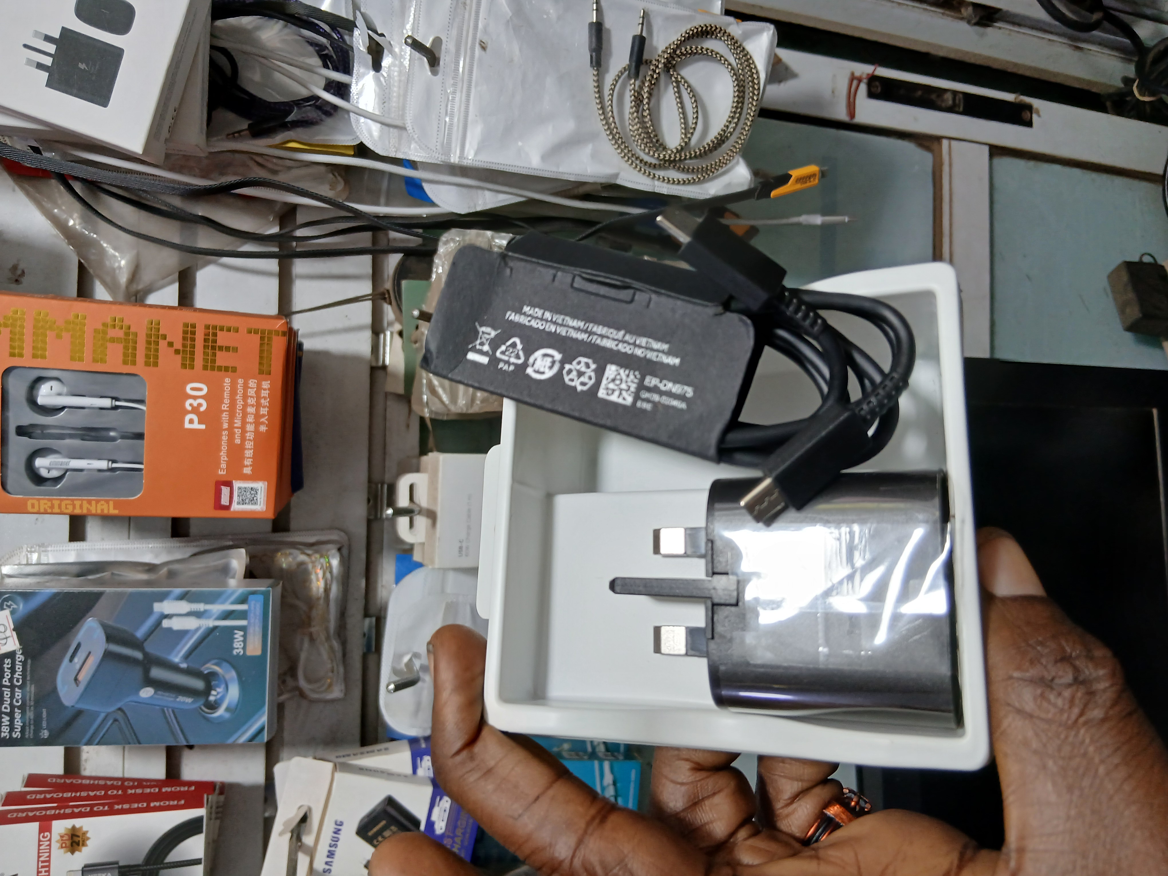 25W PD Super Fast Charging Adapter with 5A USB-C Cable