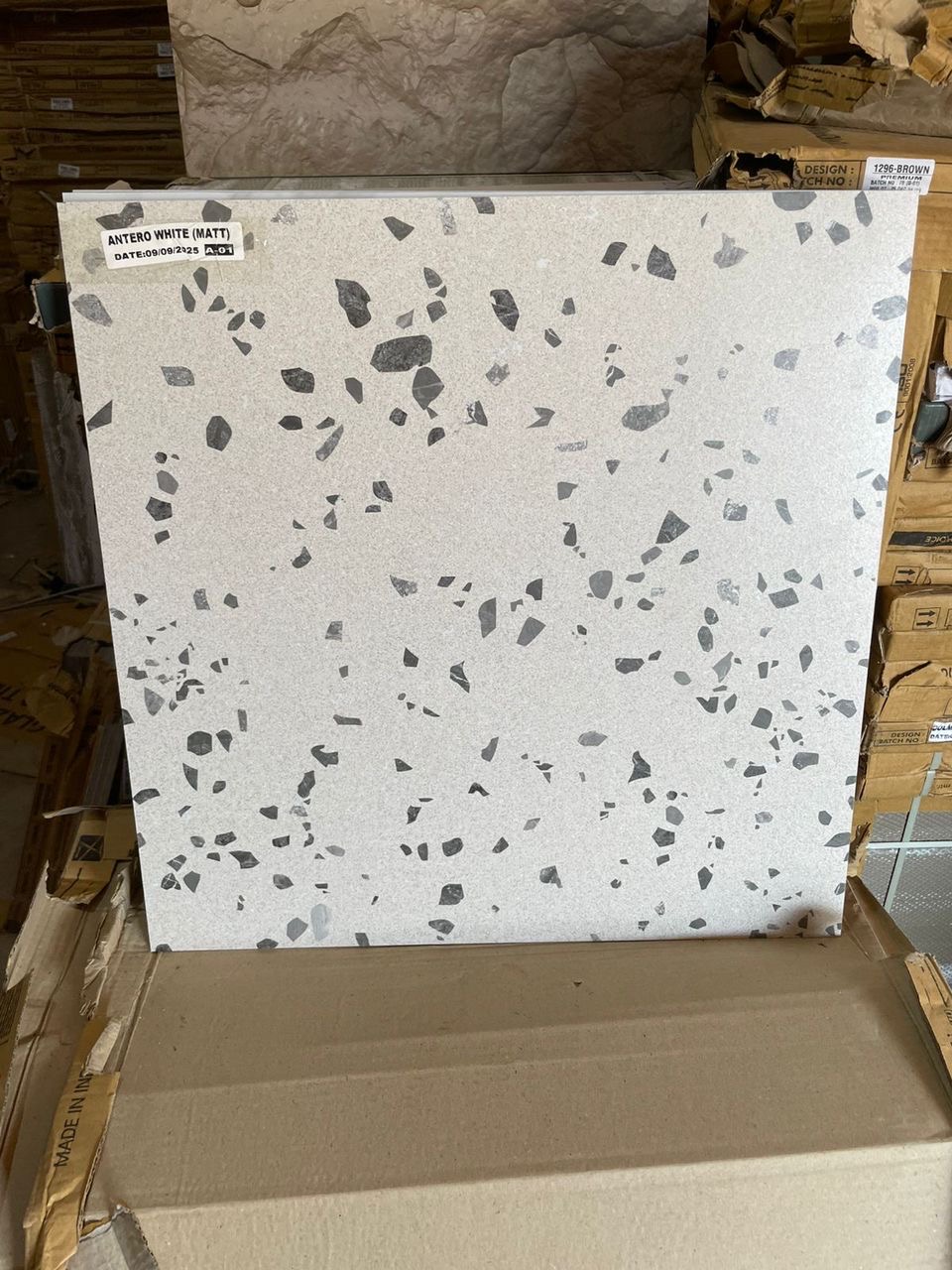 60/60 cm India tile Rough surface 4pcs in a box Gh260