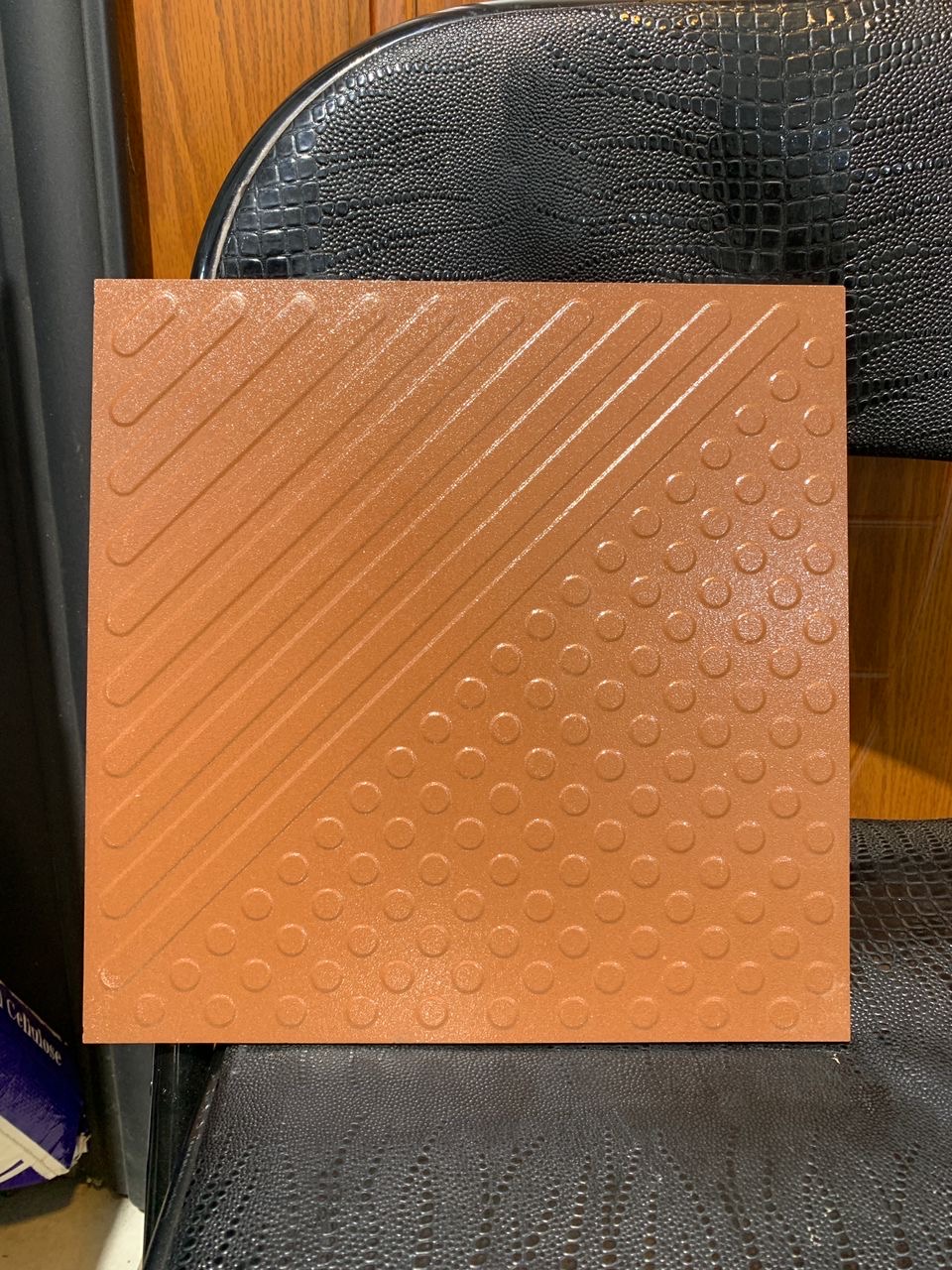 Bathroom floor and outside floor tiles. 30/30cm 8 pcs in a box. Made in India. Gh135 per box