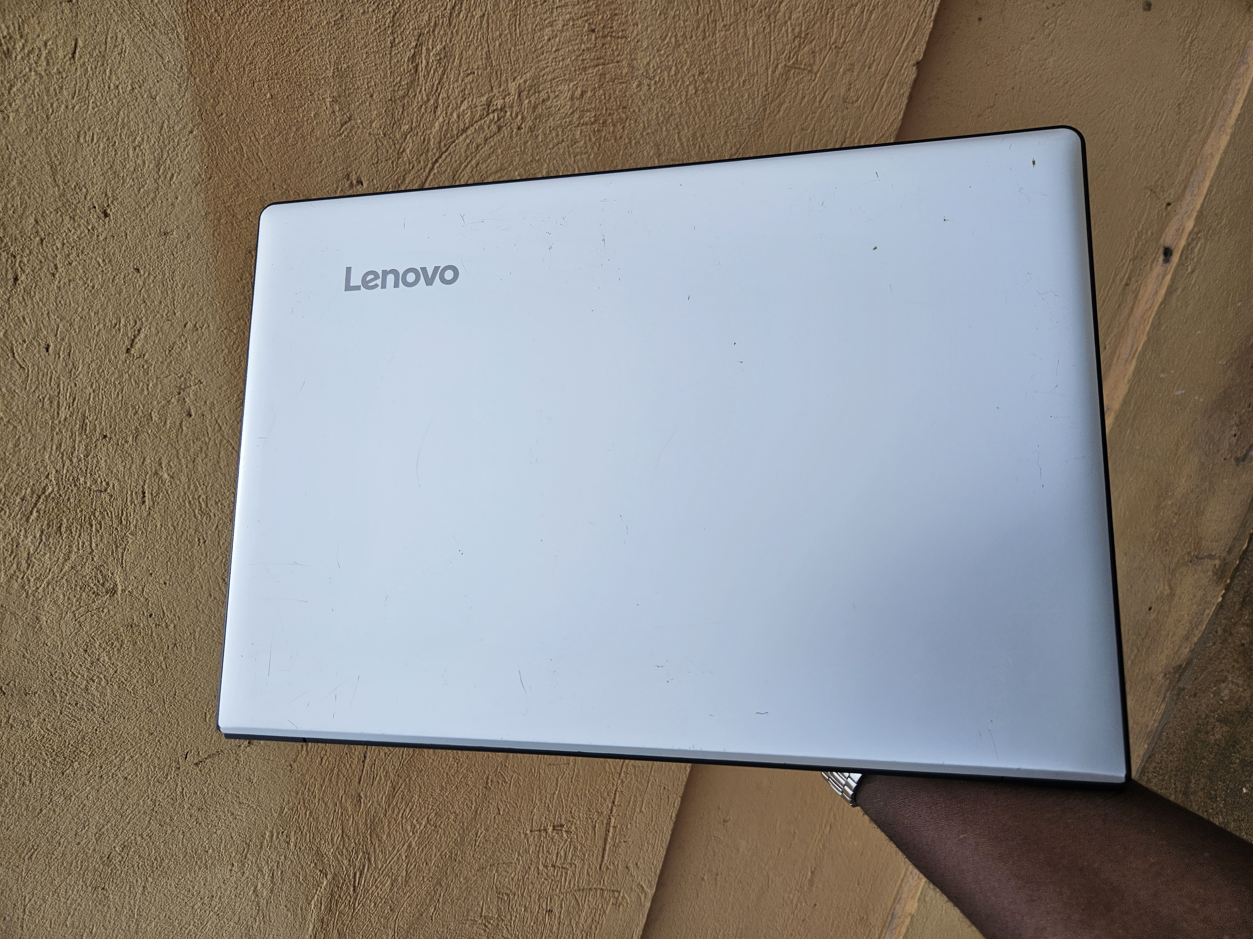 Gaming Lenovo ideapad 15