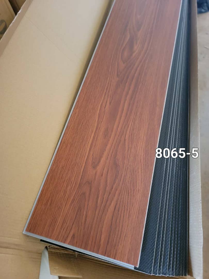SPC floor vinyl or parquet for flooring