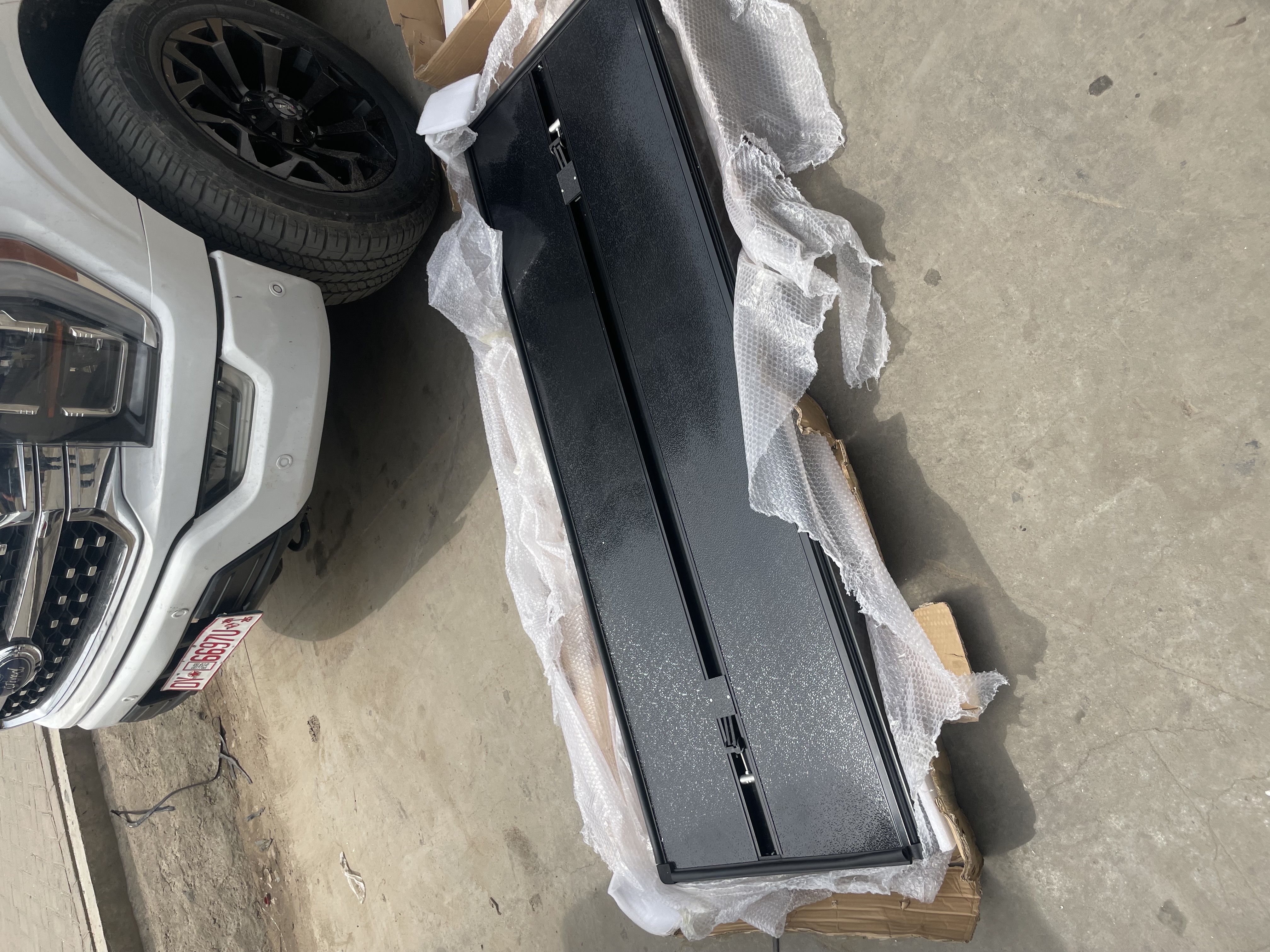 Ford F-150 Bucket Cover (2021-2023) - Hard Tri-Fold Tonneau Cover - Abossey Okai